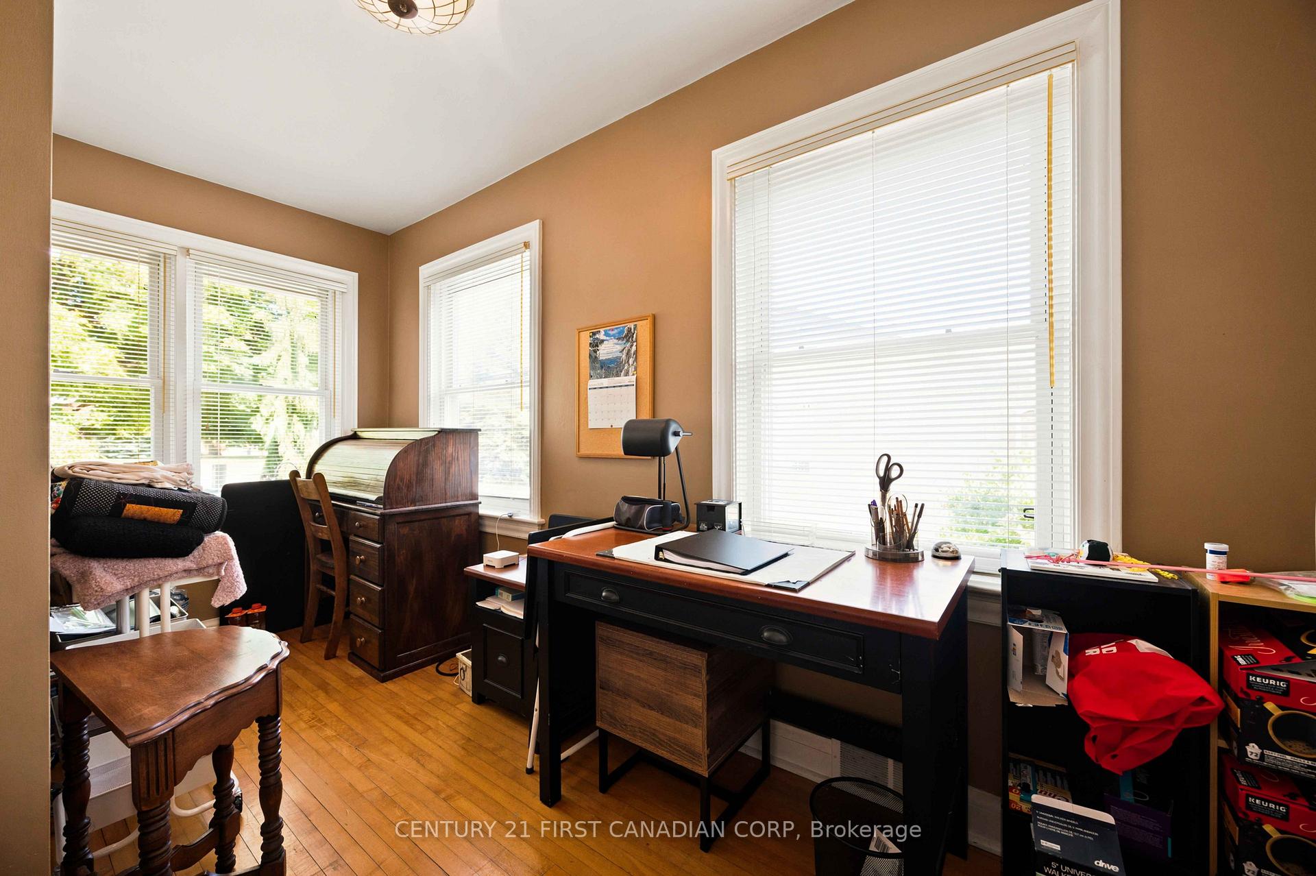 Photo 14 of 1027 London Road, Sarnia — HOMEH