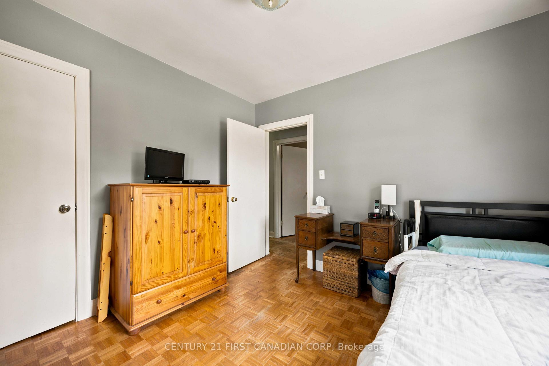 Photo 22 of 1027 London Road, Sarnia — HOMEH