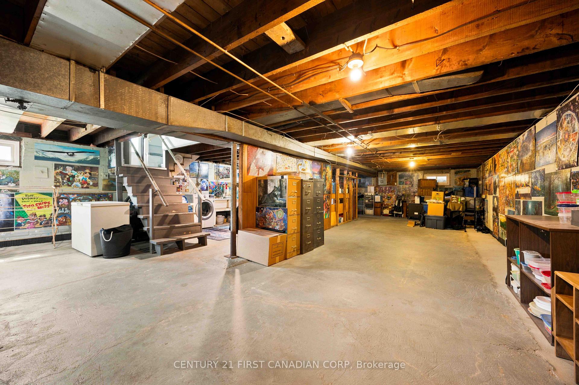 Photo 24 of 1027 London Road, Sarnia — HOMEH