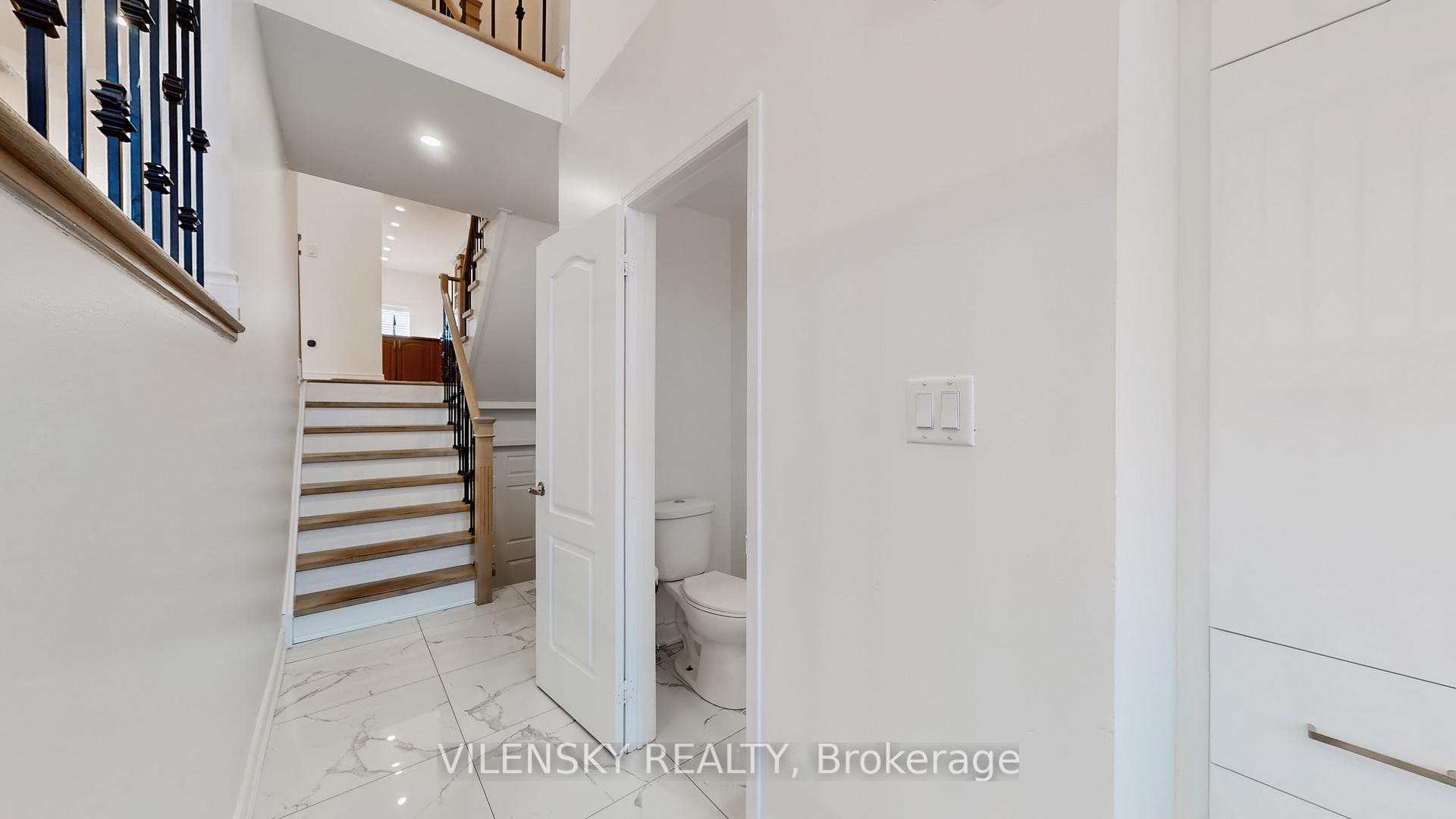 Photo 3 of 26 Coast Avenue, Vaughan, Vellore Village — HOMEH