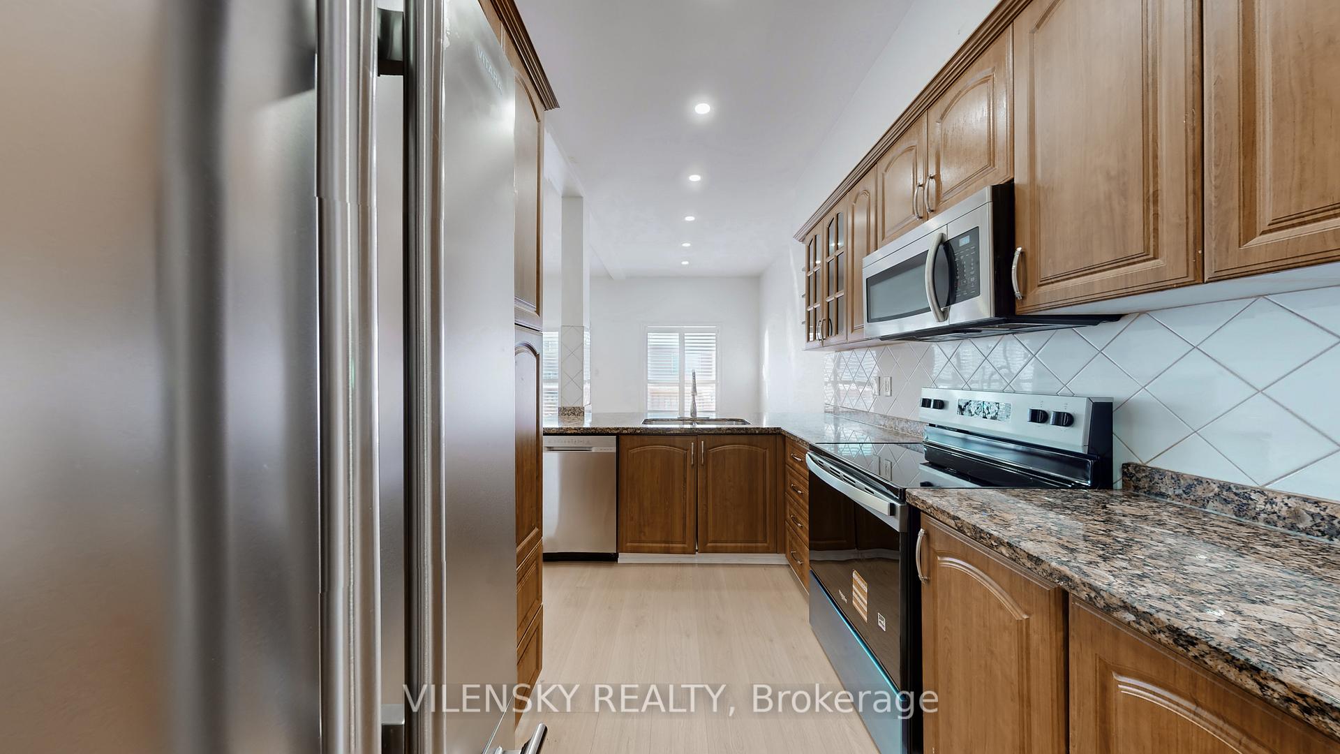 Photo 8 of 26 Coast Avenue, Vaughan, Vellore Village — HOMEH