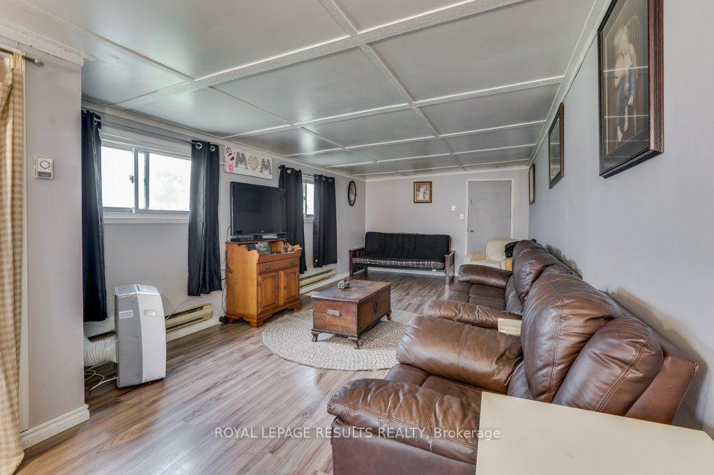Photo 15 of 24 Pineview Avenue, Malahide, Rural Malahide — HOMEH
