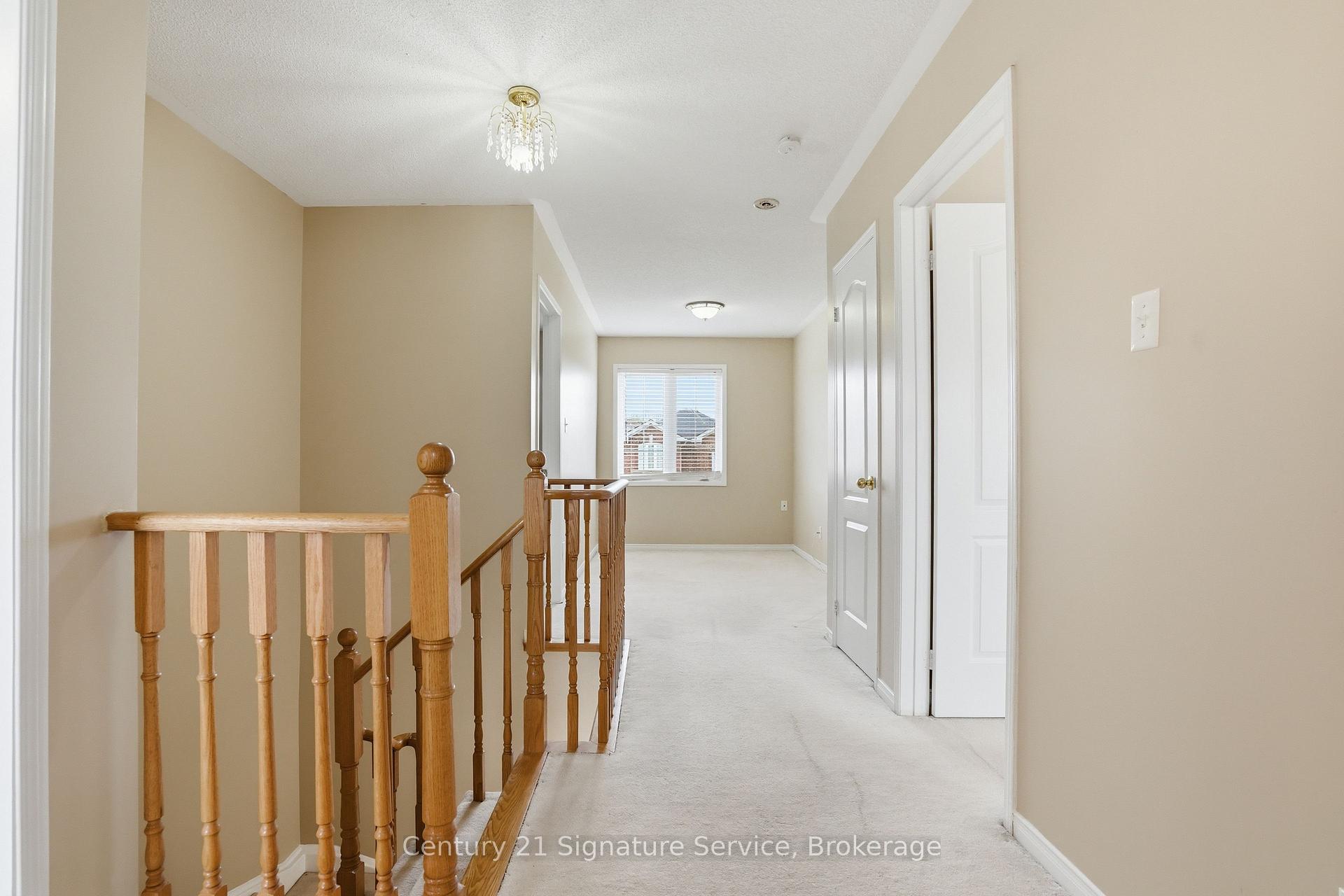 Photo 18 of 4 Cloverlawn Street, Brampton, Fletcher's Meadow — HOMEH