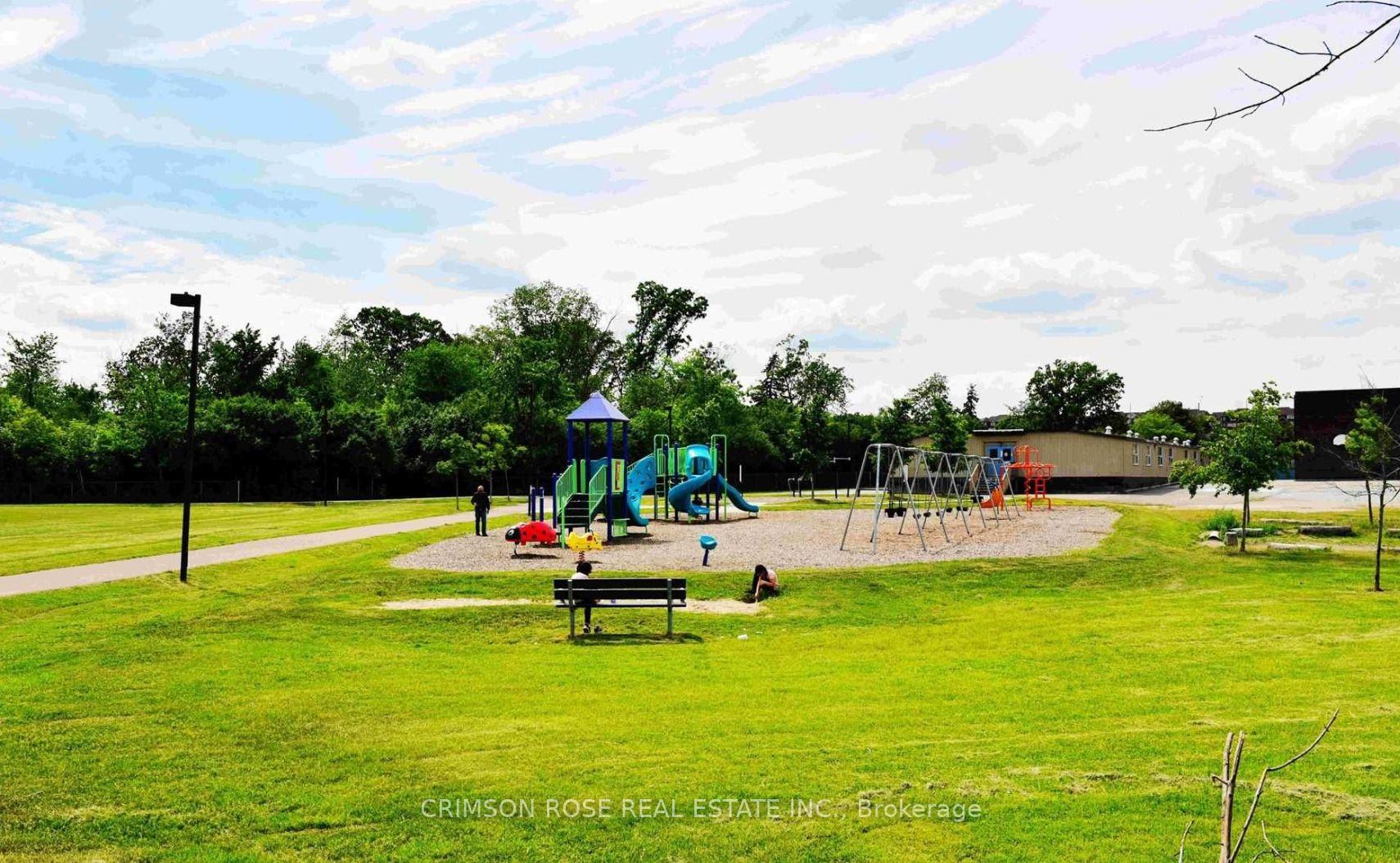Photo 13 of Unit Main Floor, 481 Fergo Avenue, Mississauga, Cooksville — HOMEH