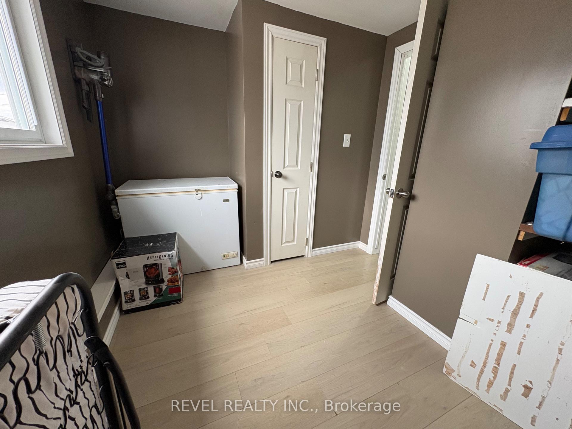 Photo 12 of 13 King Street, Cochrane — HOMEH
