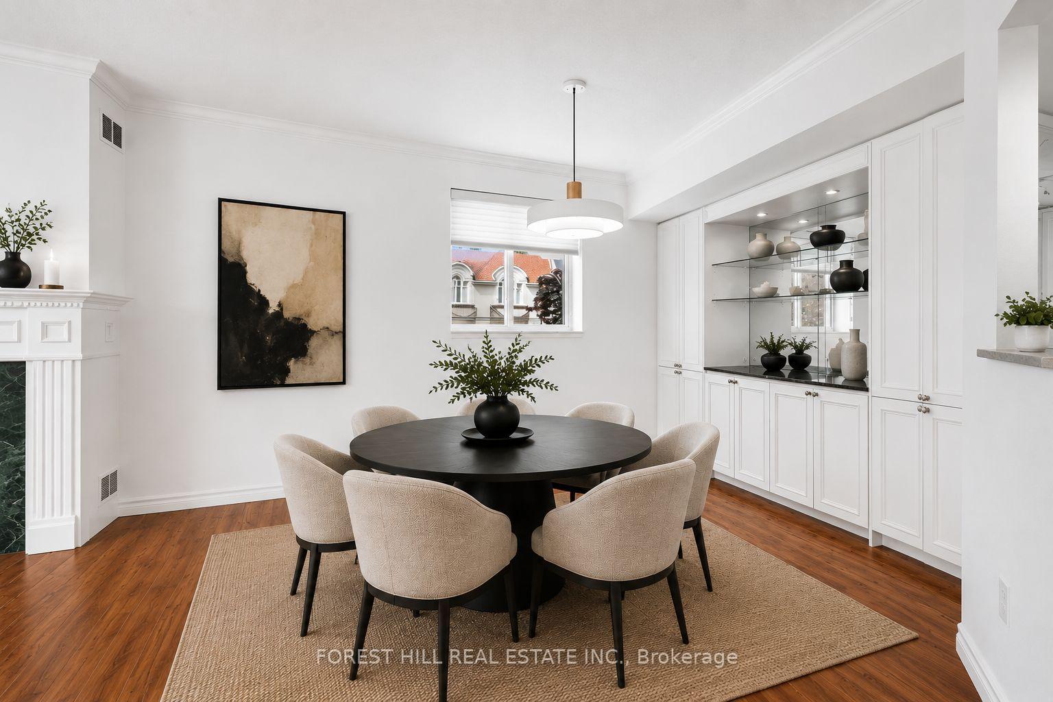 Photo 3 of Unit 302, 1818 Bayview Avenue, Toronto, Mount Pleasant East — HOMEH