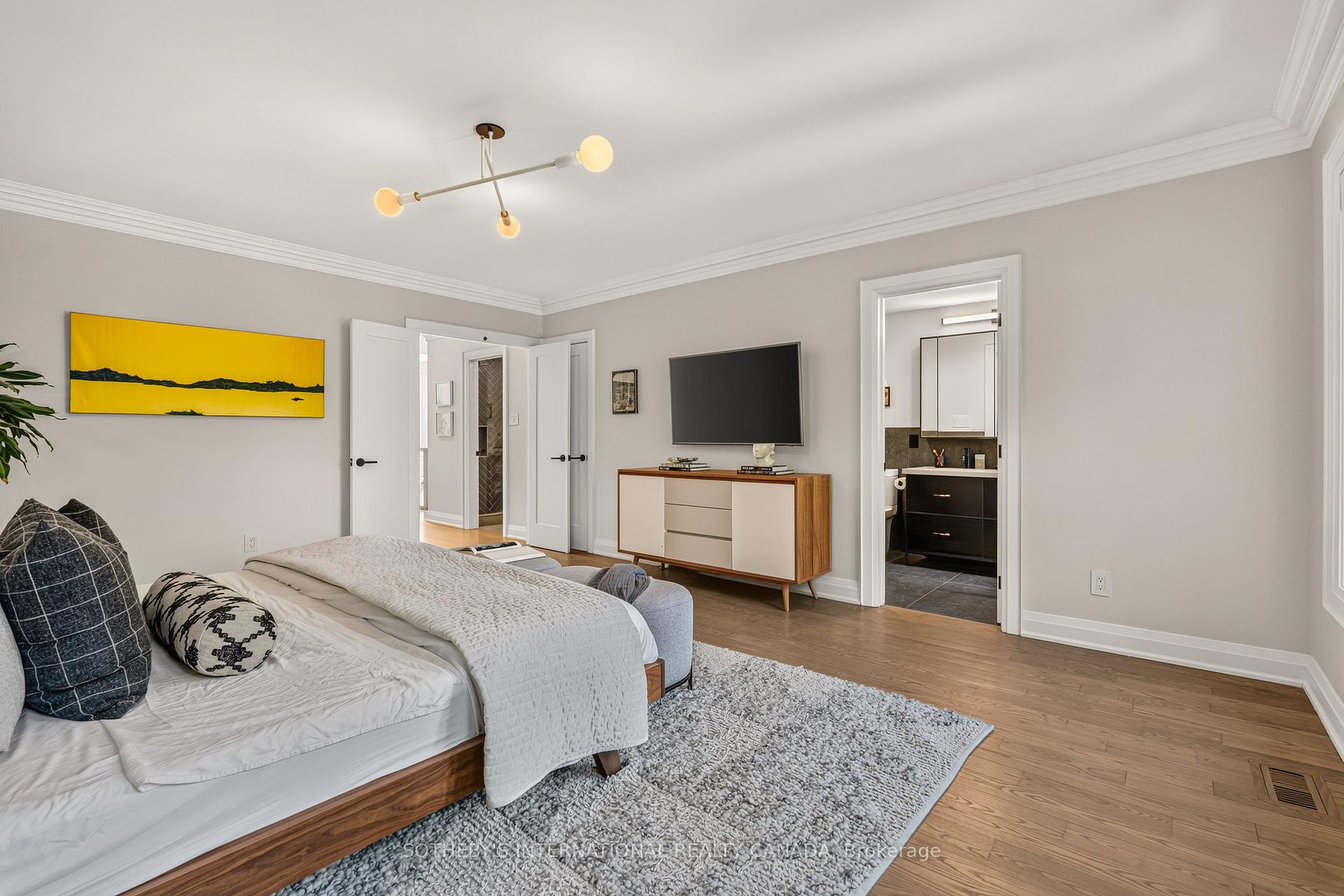 Photo 11 of 1572 Dundas Street E, Toronto, South Riverdale — HOMEH