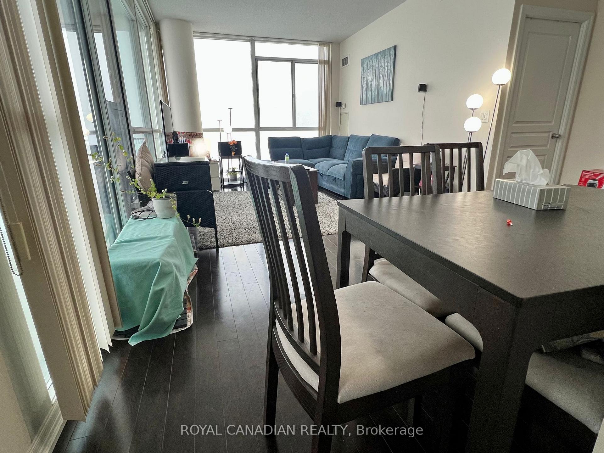 Photo 3 of Unit 3207, 225 Webb Drive, Mississauga, City Centre — HOMEH