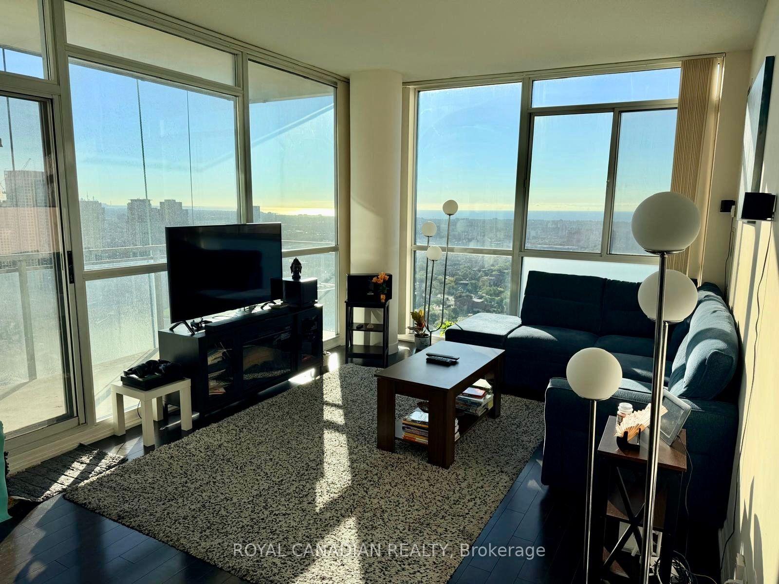 Photo 4 of Unit 3207, 225 Webb Drive, Mississauga, City Centre — HOMEH