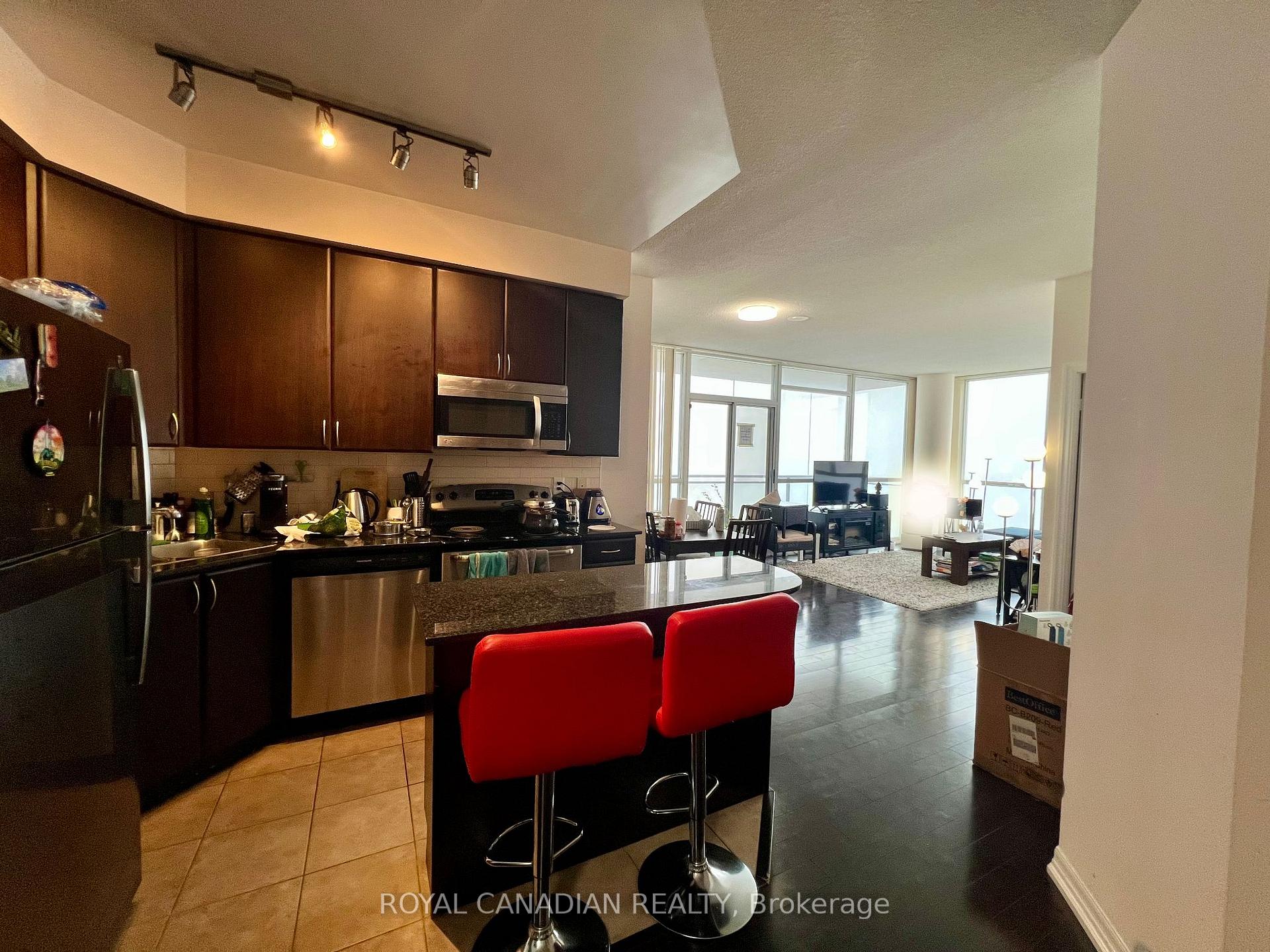 Photo 6 of Unit 3207, 225 Webb Drive, Mississauga, City Centre — HOMEH