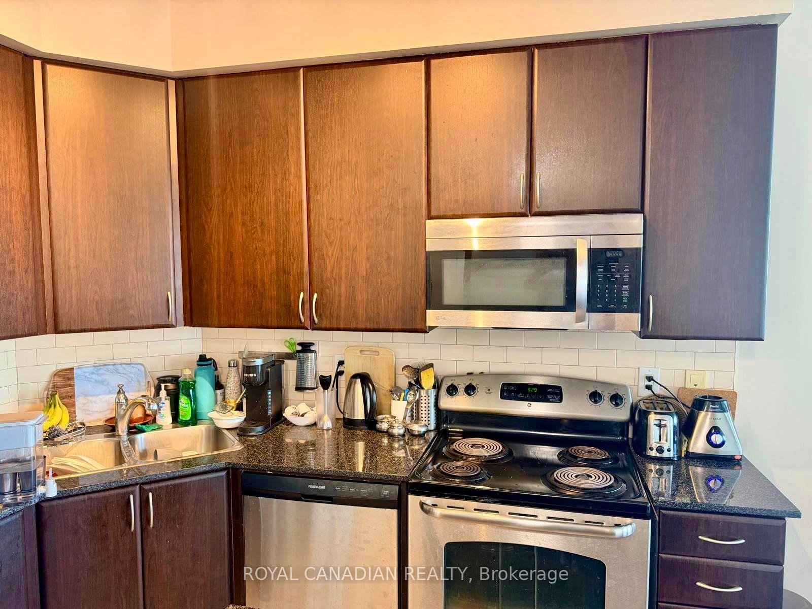 Photo 10 of Unit 3207, 225 Webb Drive, Mississauga, City Centre — HOMEH