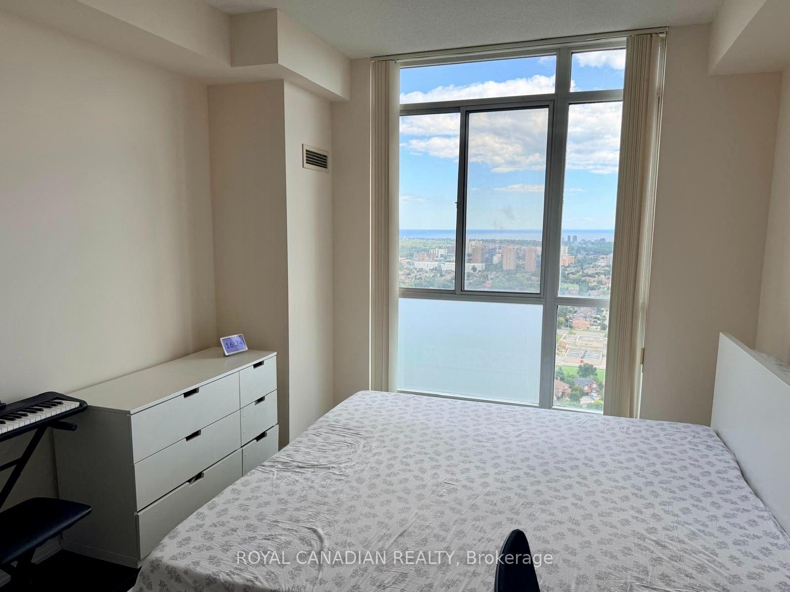 Photo 11 of Unit 3207, 225 Webb Drive, Mississauga, City Centre — HOMEH