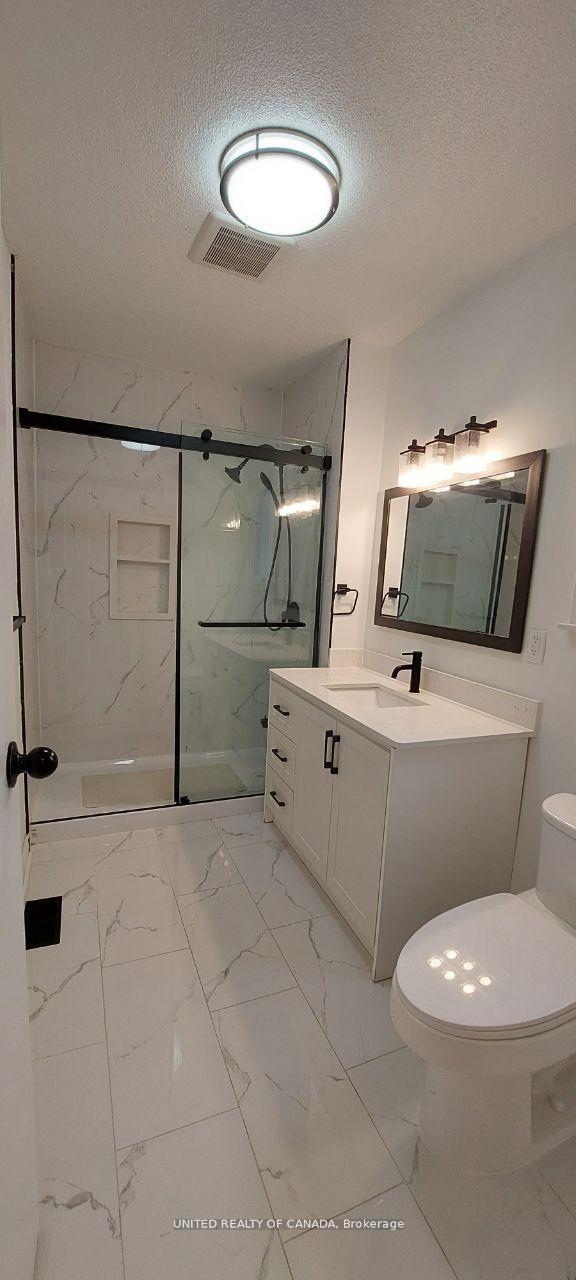 Photo 19 of Unit Main, 126 Weldrick Road W, Richmond Hill, North Richvale — HOMEH