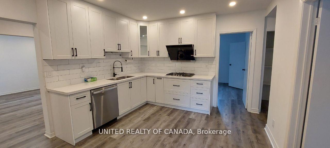 Photo 23 of Unit Main, 126 Weldrick Road W, Richmond Hill, North Richvale — HOMEH