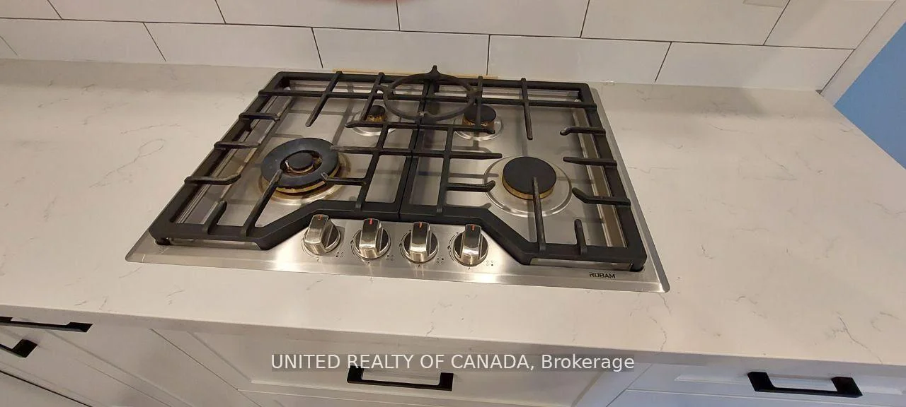 Photo 35 of Unit Main, 126 Weldrick Road W, Richmond Hill, North Richvale — HOMEH