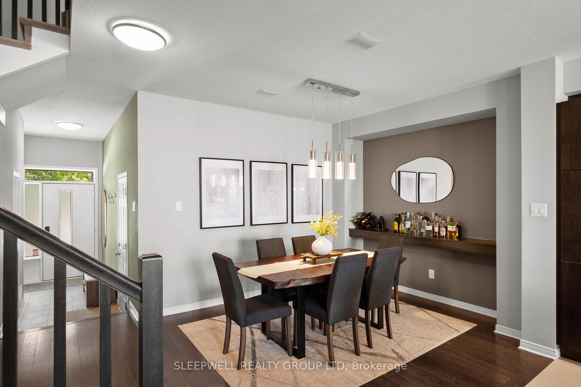 Photo 4 of 147 Westphalian Avenue, Ottawa, Kanata - Emerald Meadows/Trailwest — HOMEH
