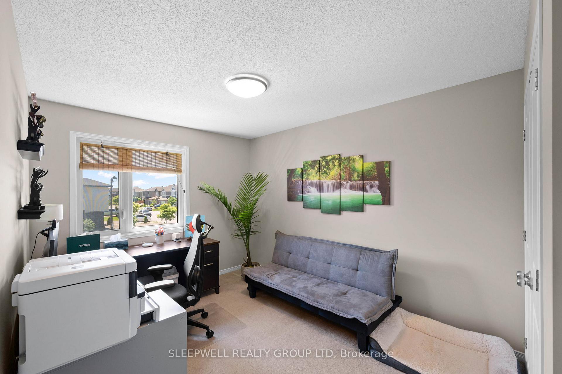 Photo 25 of 147 Westphalian Avenue, Ottawa, Kanata - Emerald Meadows/Trailwest — HOMEH