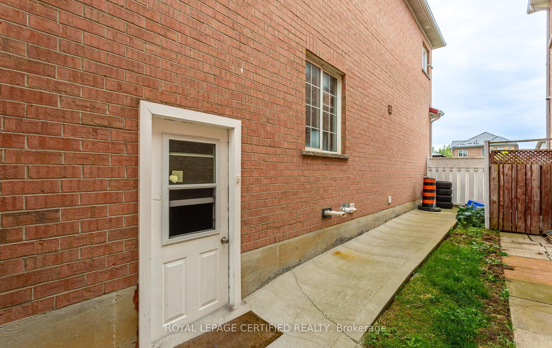 Photo 46 of 6582 Skipper Way, Mississauga, Meadowvale Village — HOMEH