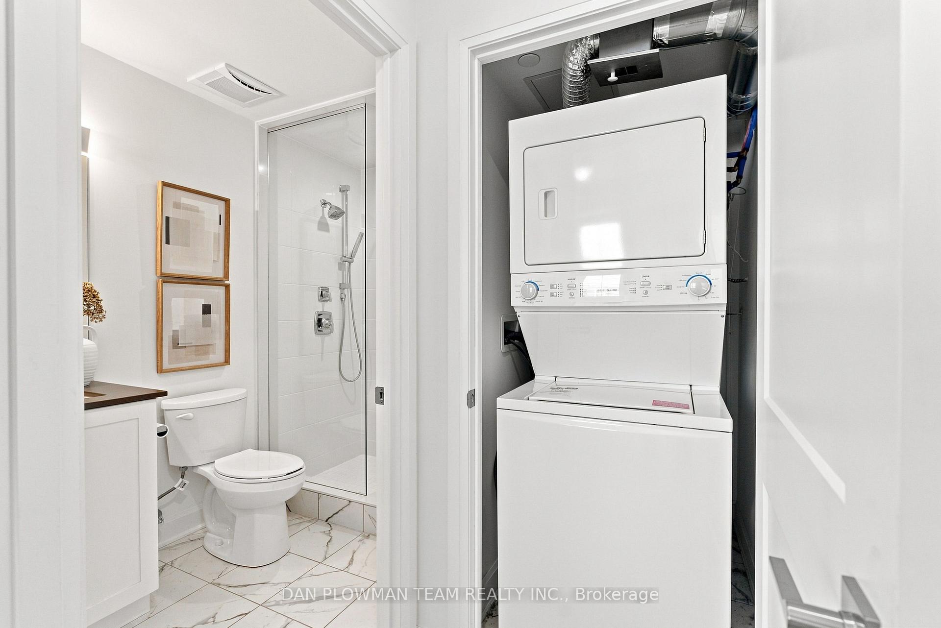 Photo 15 of Unit 424, 50 Lakebreeze Drive, Clarington, Newcastle — HOMEH