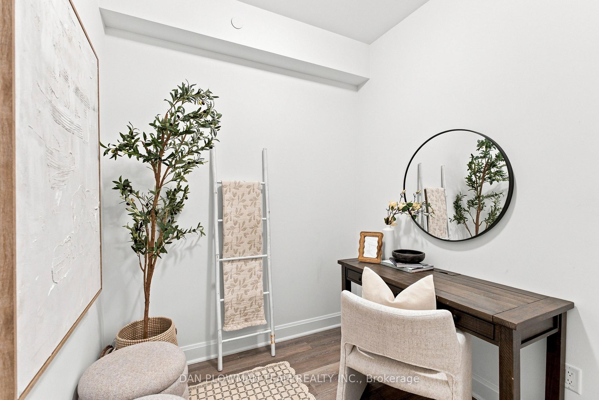 Photo 16 of Unit 424, 50 Lakebreeze Drive, Clarington, Newcastle — HOMEH