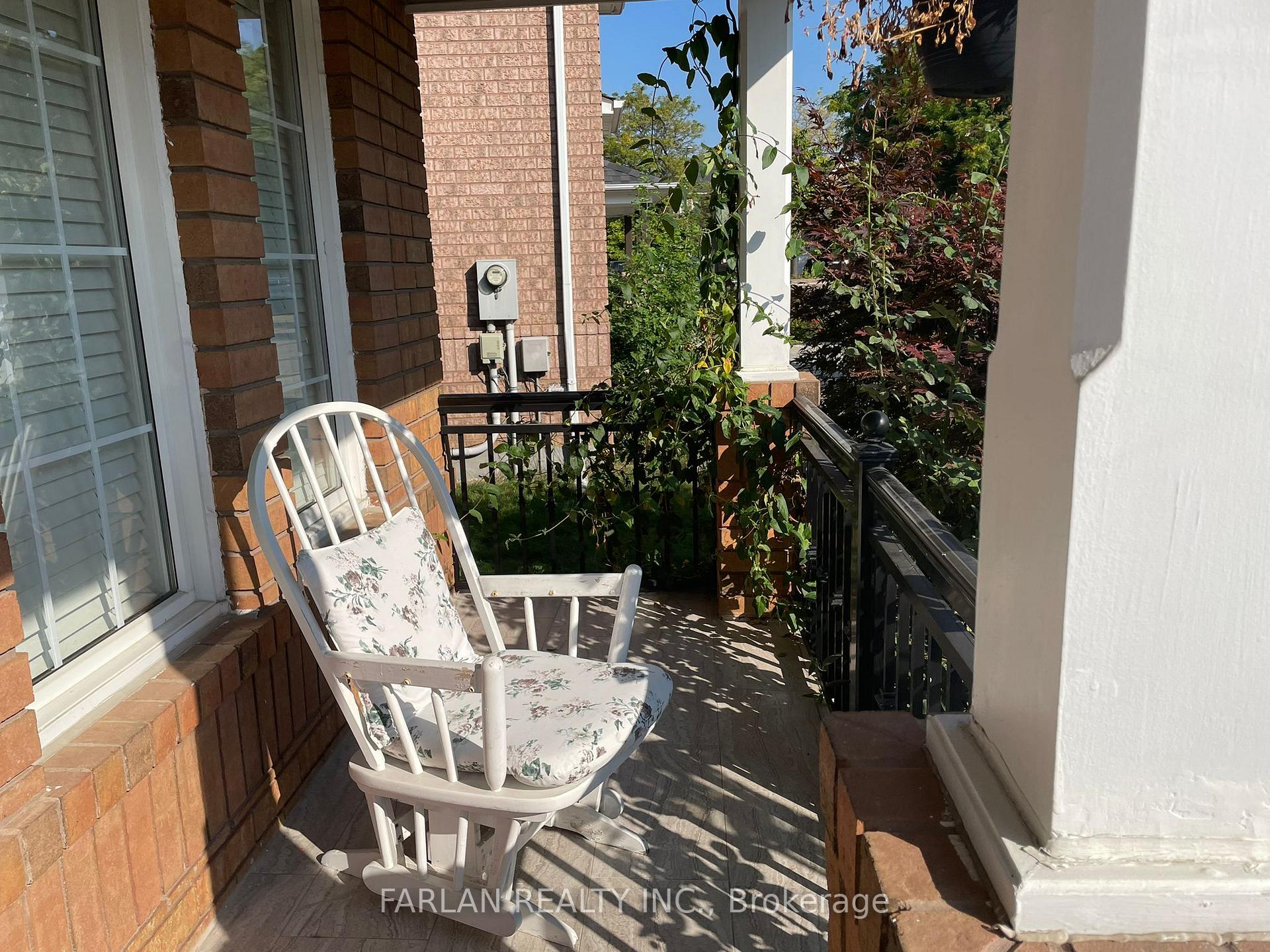 Photo 3 of 34 Chart Avenue, Vaughan, Vellore Village — HOMEH