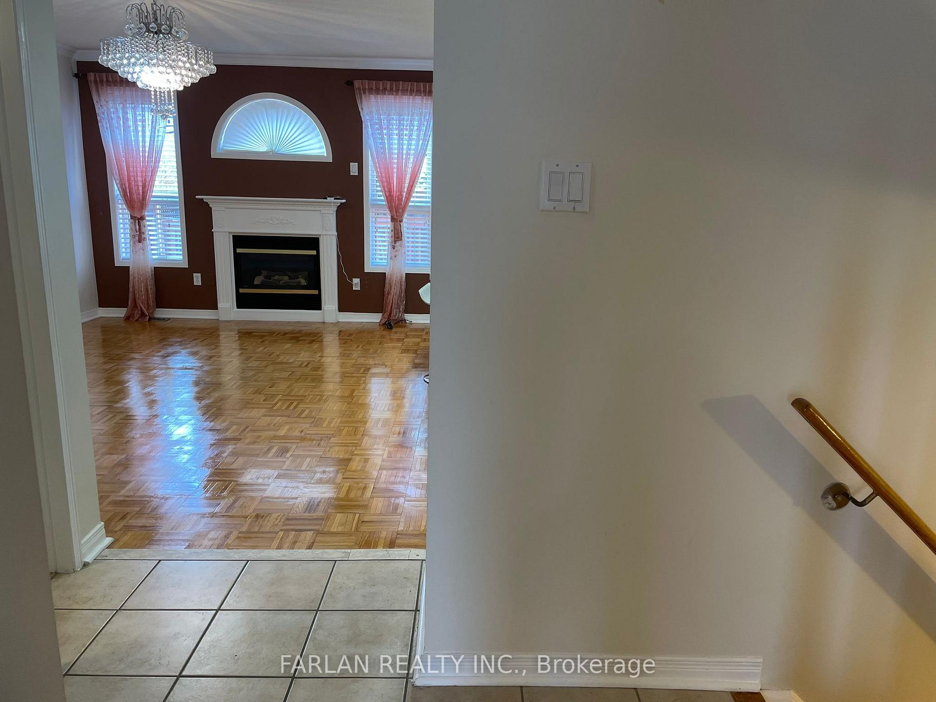 Photo 13 of 34 Chart Avenue, Vaughan, Vellore Village — HOMEH