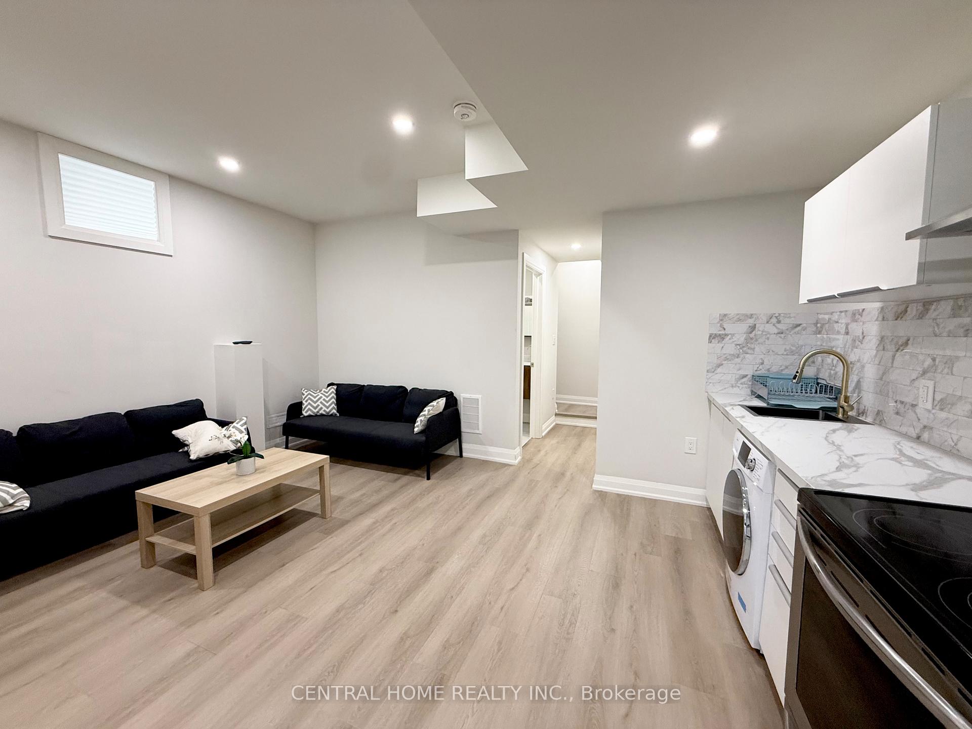 Photo 2 of 2954 Elgin Mills Road E, Markham, Victoria Square — HOMEH