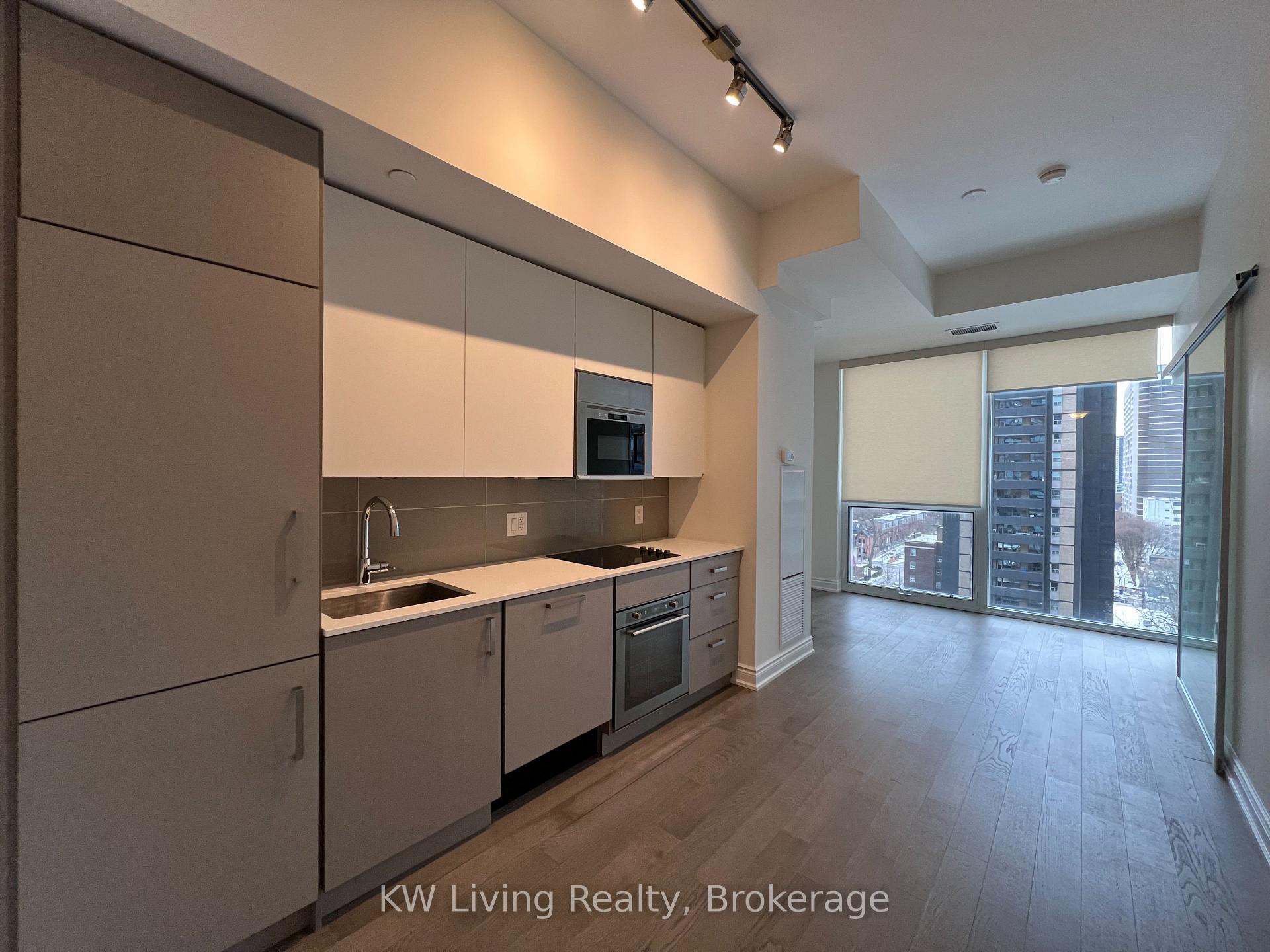 Photo 11 of Unit 1007, 17 Dundonald Street, Toronto, Church-Yonge Corridor — HOMEH