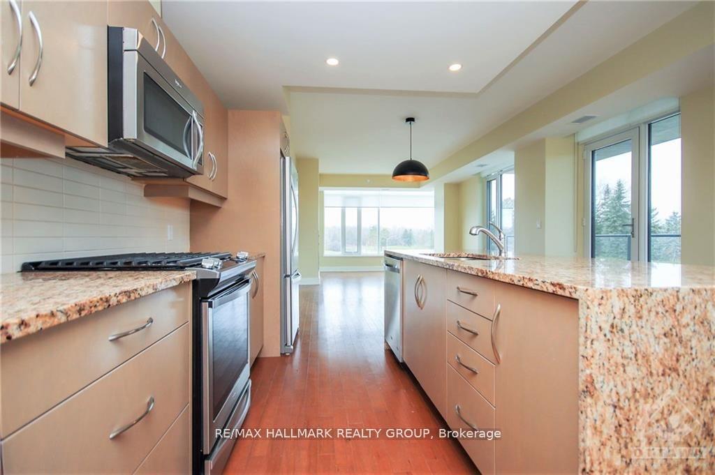 Photo 11 of Unit 304, 2 The Parkway, Ottawa, Kanata - Beaverbrook — HOMEH