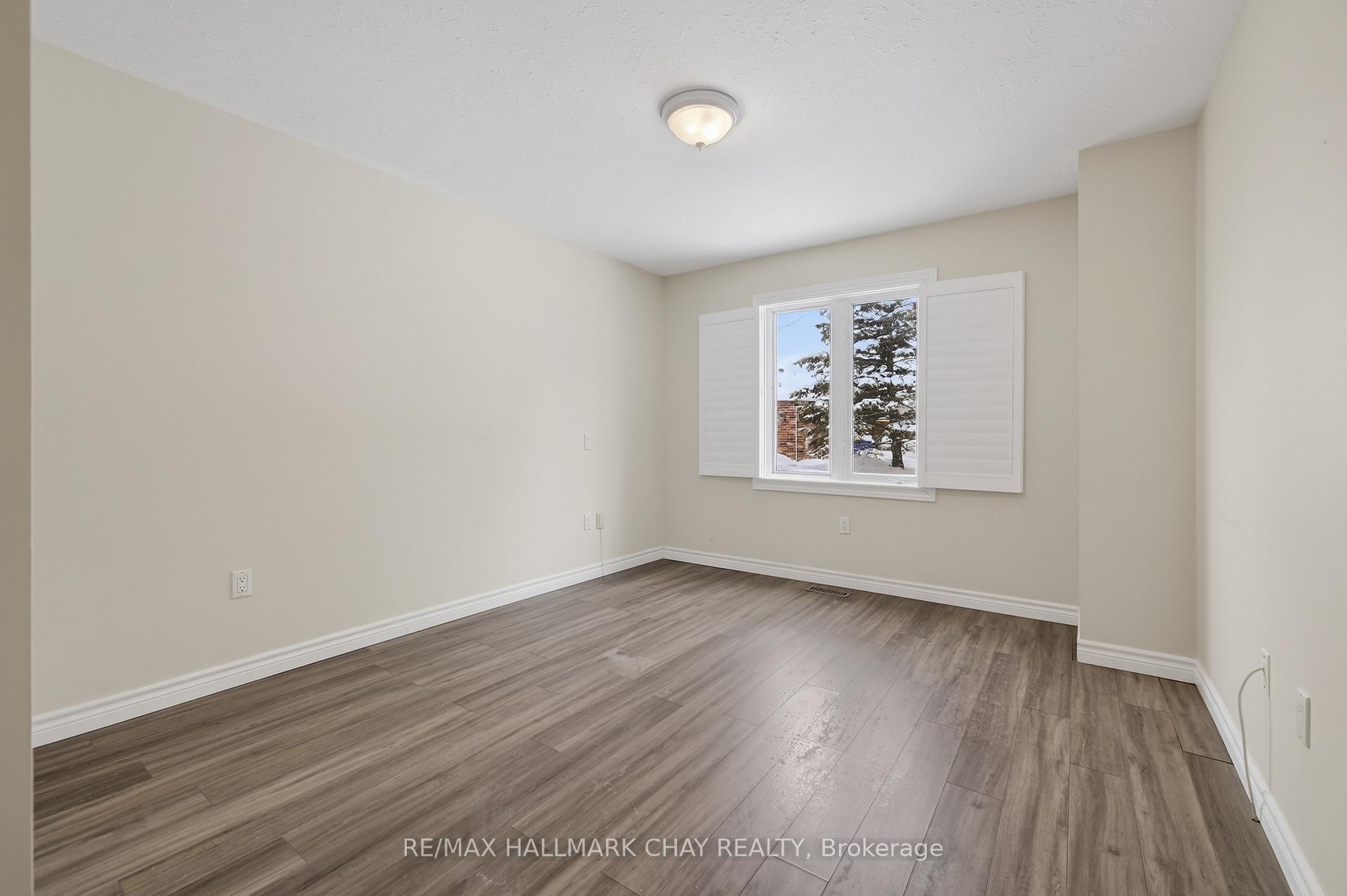 Photo 17 of Unit 11, 275 Huron Street, Clearview, Stayner — HOMEH