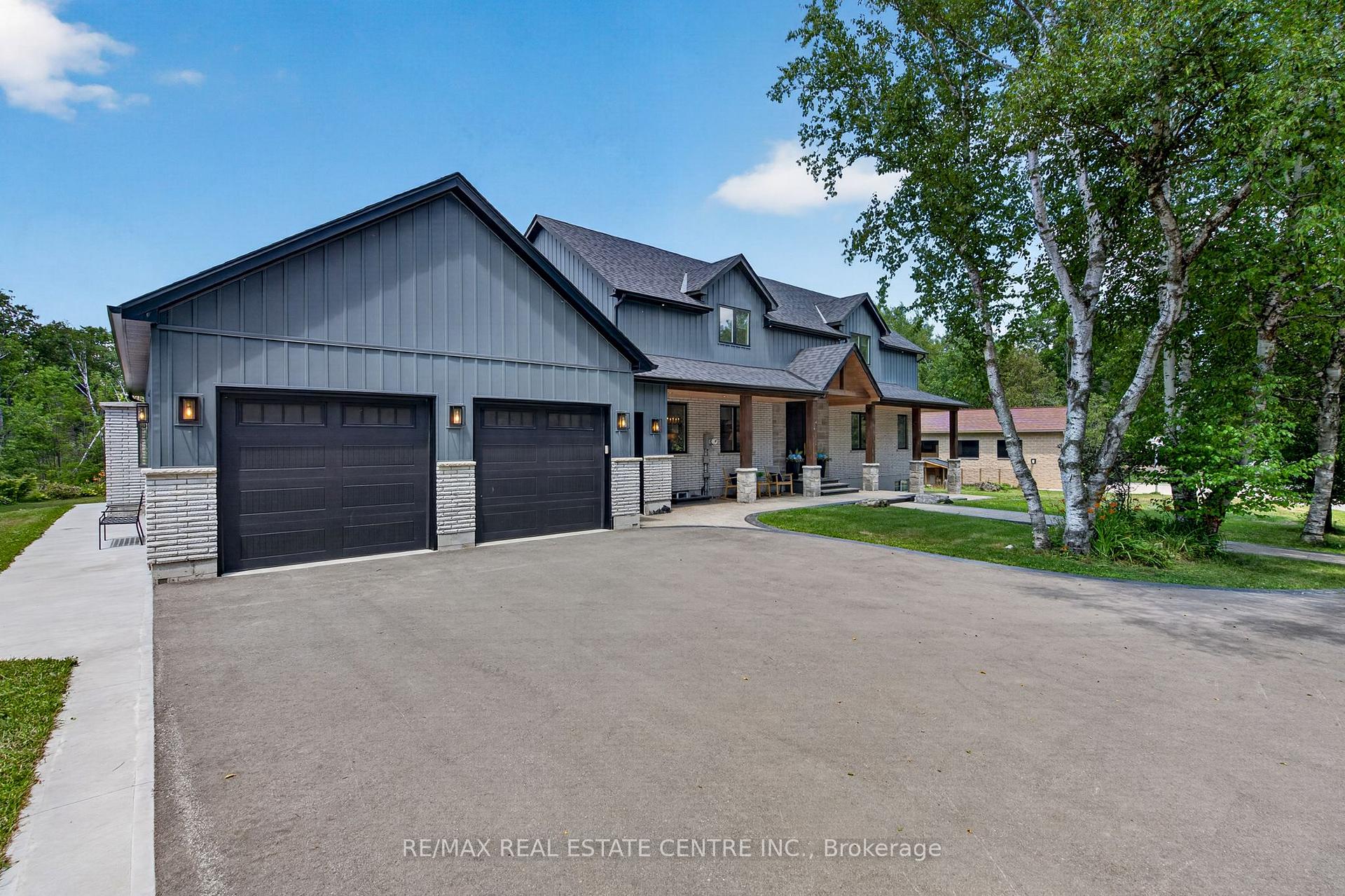 Photo 2 of 833180 4th Line Ehs, Mono, Rural Mono — HOMEH