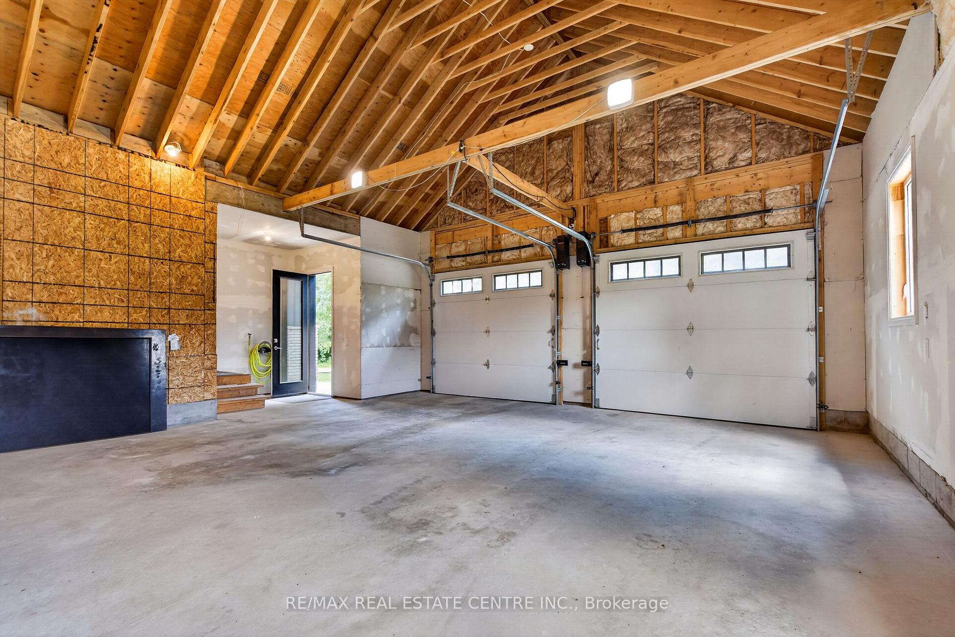 Photo 36 of 833180 4th Line Ehs, Mono, Rural Mono — HOMEH