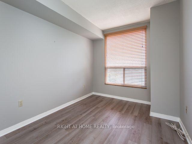 Photo 16 of Unit 1110, 5 Concorde Place, North York, Banbury-Don Mills — HOMEH