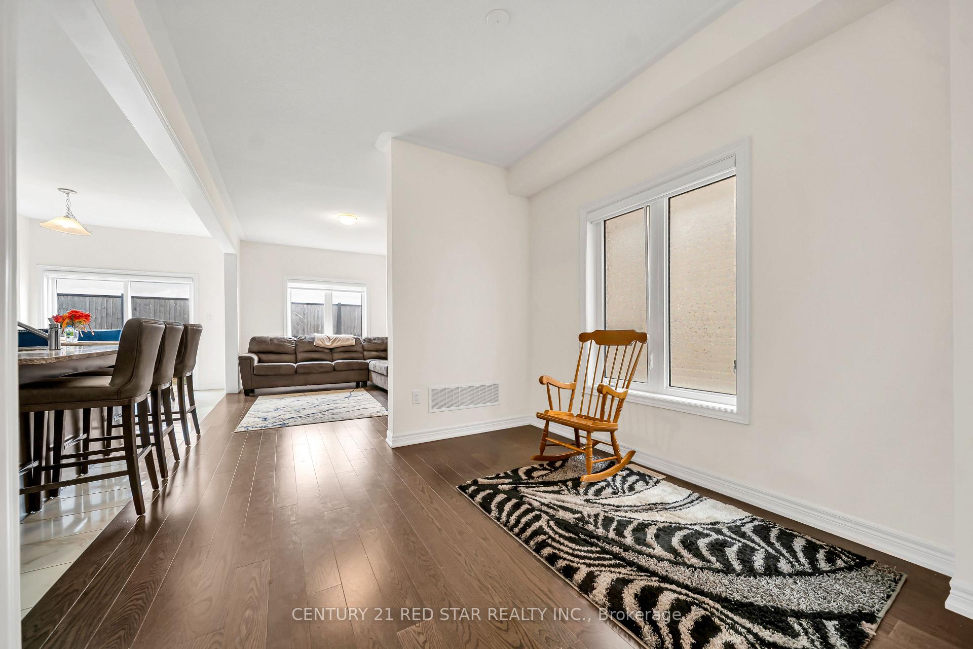 Photo 10 of 506 Brooks Street, Shelburne — HOMEH
