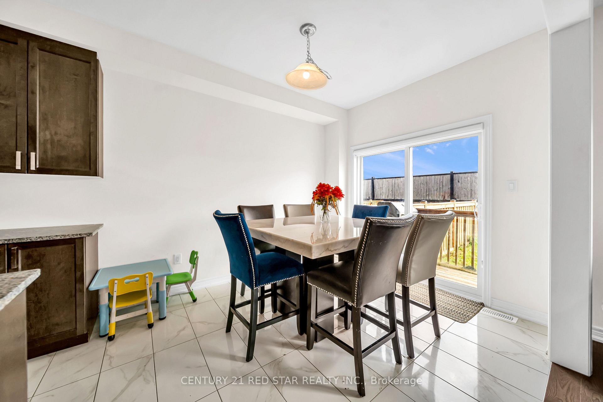 Photo 19 of 506 Brooks Street, Shelburne — HOMEH