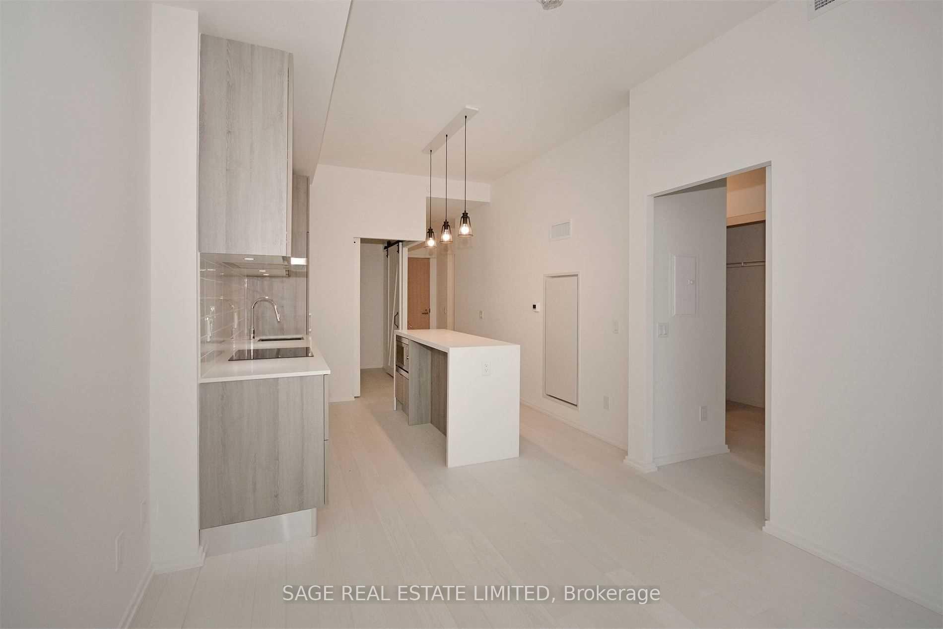 Photo 5 of Unit 1126, 8 Hillsdale Avenue, Toronto, Mount Pleasant West — HOMEH
