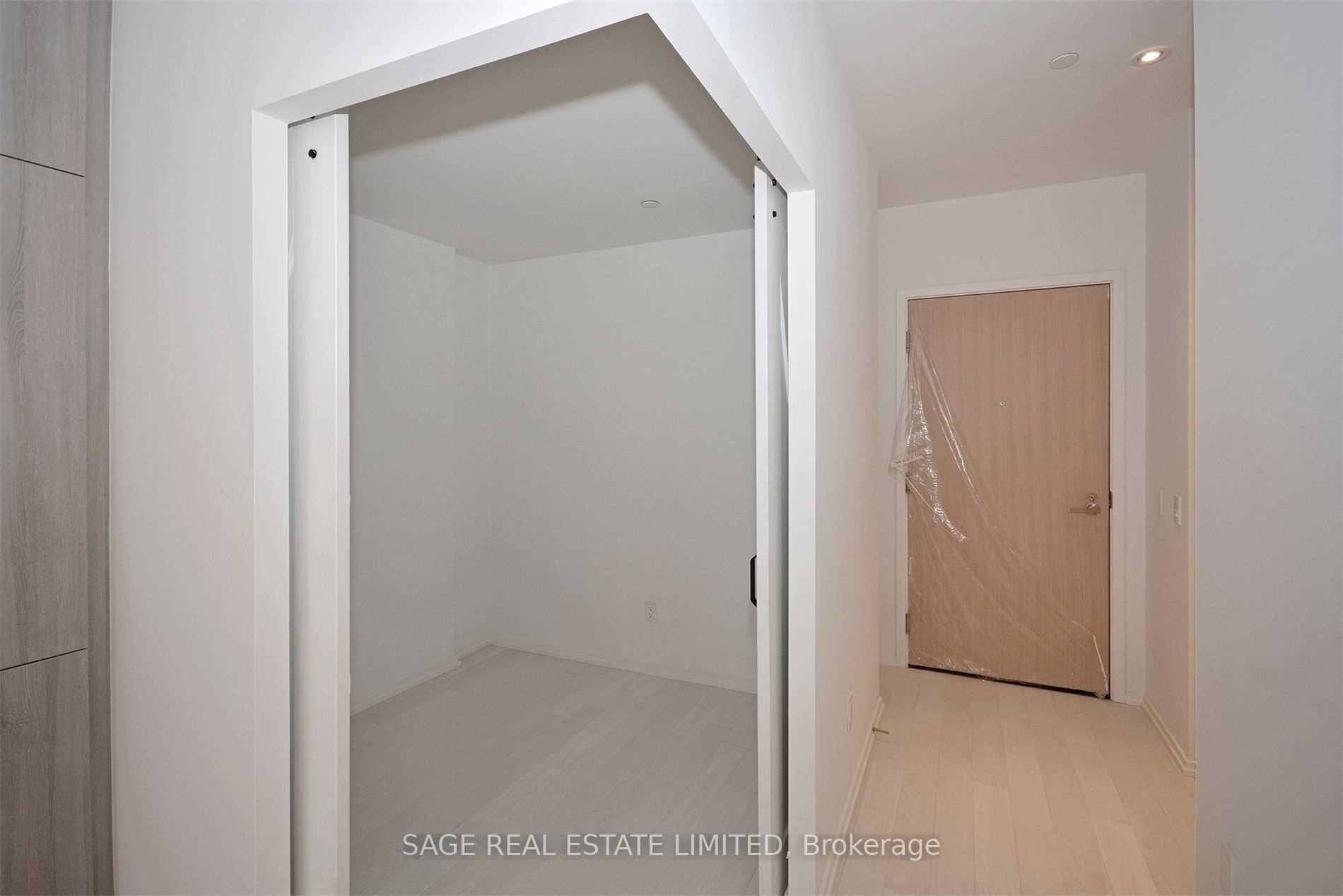 Photo 9 of Unit 1126, 8 Hillsdale Avenue, Toronto, Mount Pleasant West — HOMEH