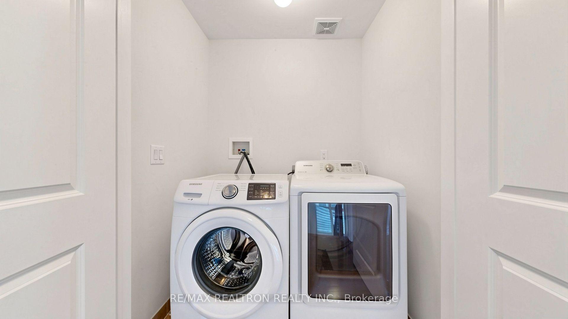 Photo 41 of 59 Kylemore Way, Markham, Angus Glen — HOMEH