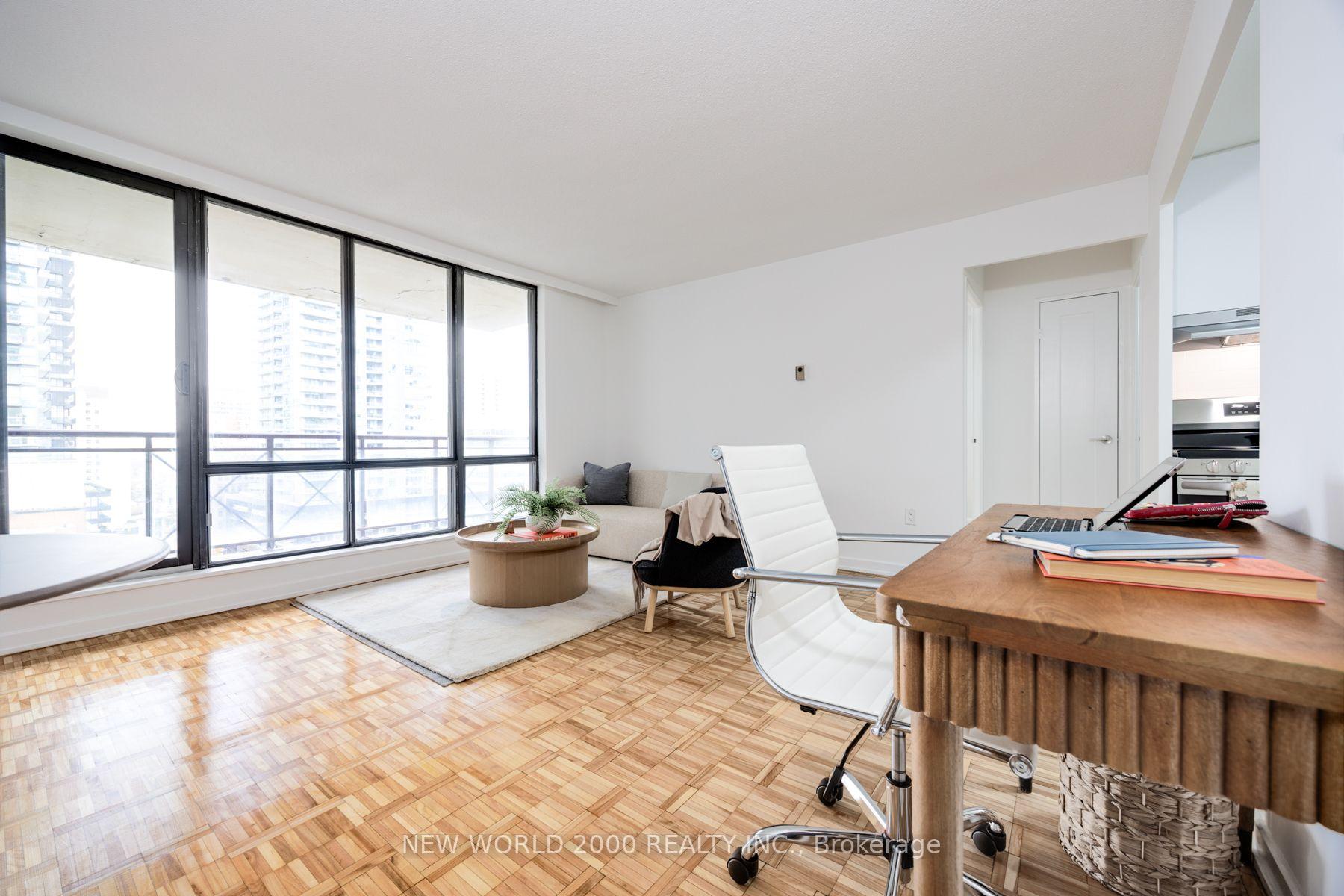 Photo 14 of Unit 503, 101 Roehampton Avenue, Toronto, Mount Pleasant West — HOMEH