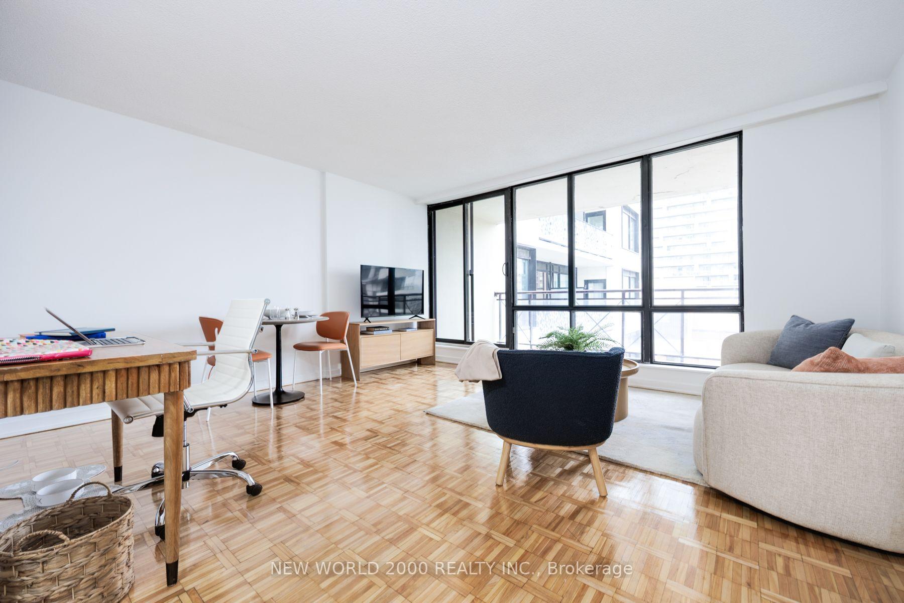 Photo 15 of Unit 503, 101 Roehampton Avenue, Toronto, Mount Pleasant West — HOMEH