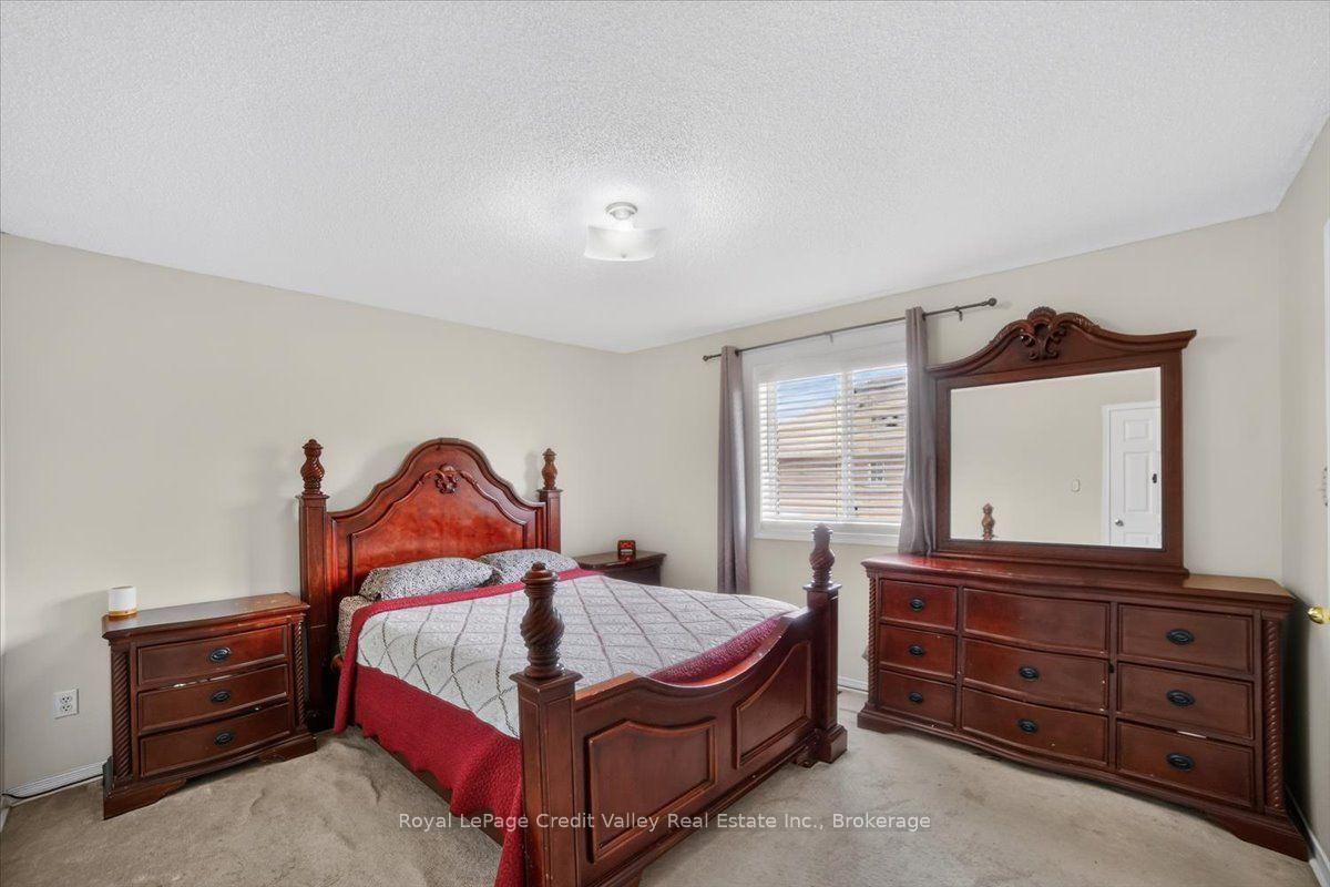 Photo 15 of 43 Coppermill Drive, Brampton, Northwest Sandalwood Parkway — HOMEH
