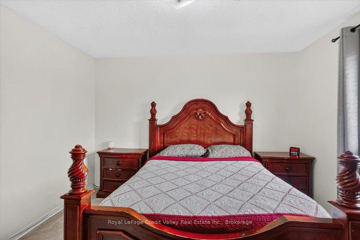 Photo 16 of 43 Coppermill Drive, Brampton, Northwest Sandalwood Parkway — HOMEH