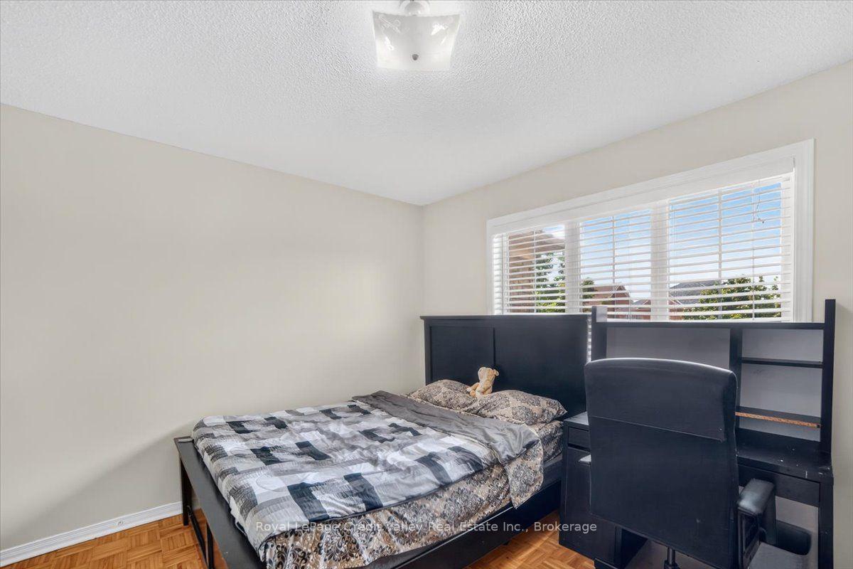 Photo 18 of 43 Coppermill Drive, Brampton, Northwest Sandalwood Parkway — HOMEH