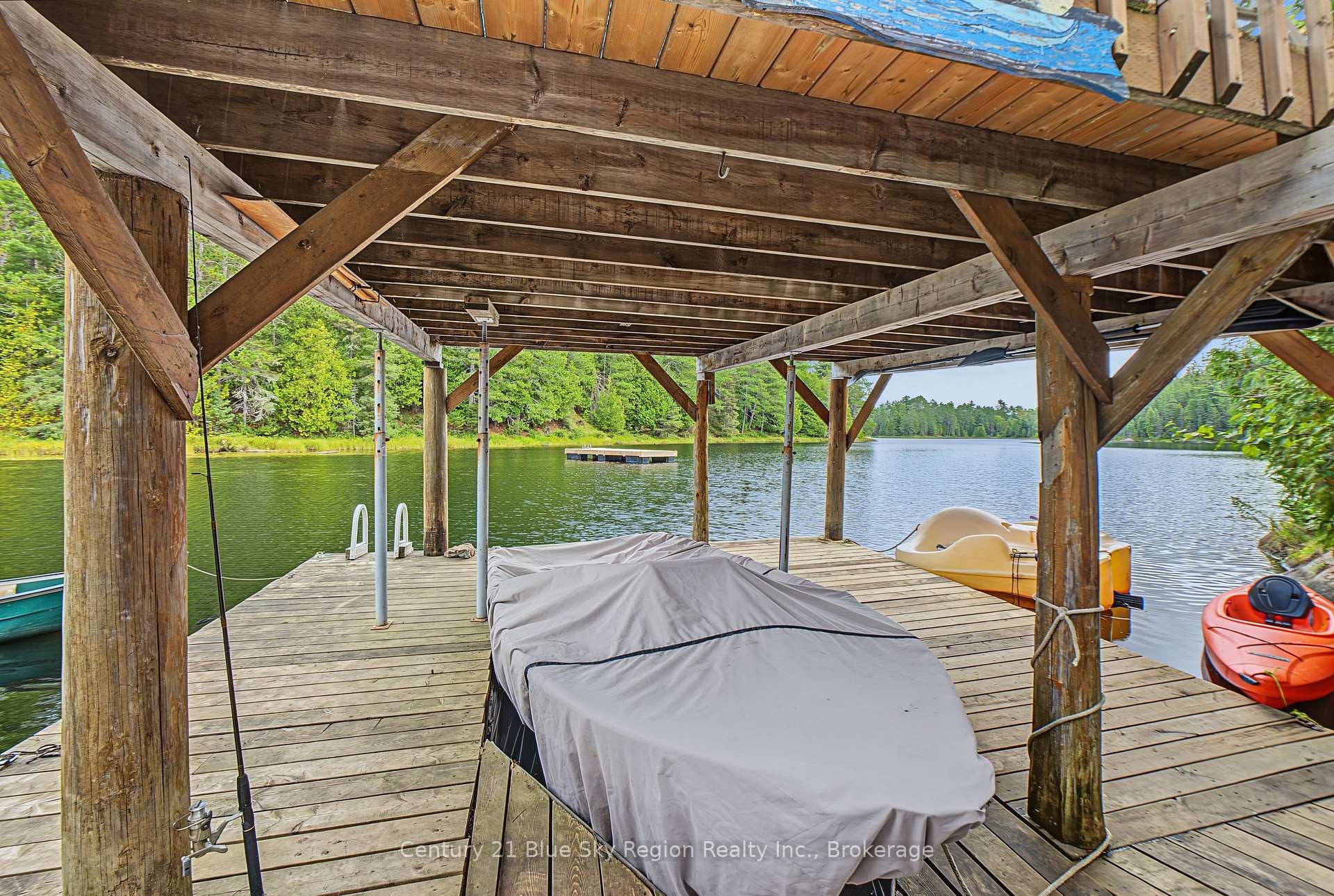 Photo 4 of 5065 Highway 11 N, Temagami — HOMEH
