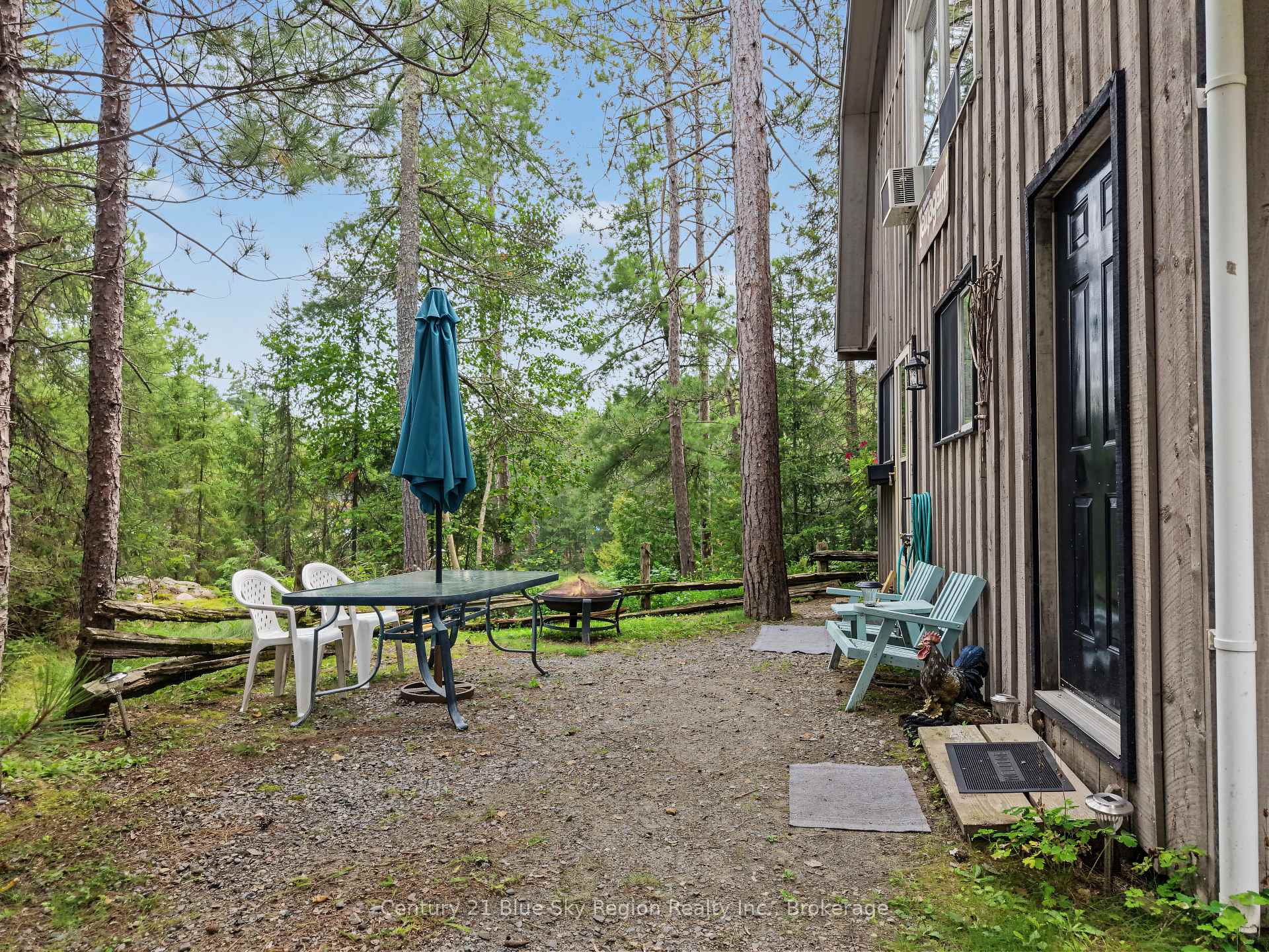 Photo 39 of 5065 Highway 11 N, Temagami — HOMEH