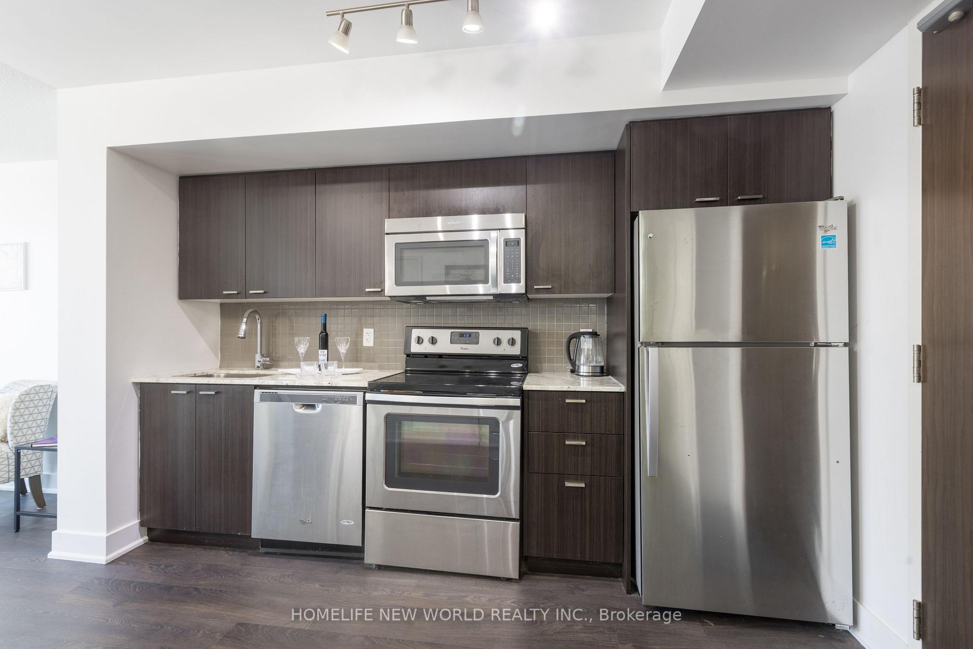 Photo 7 of Unit 801, 88 Sheppard Avenue E, North York, Willowdale East — HOMEH