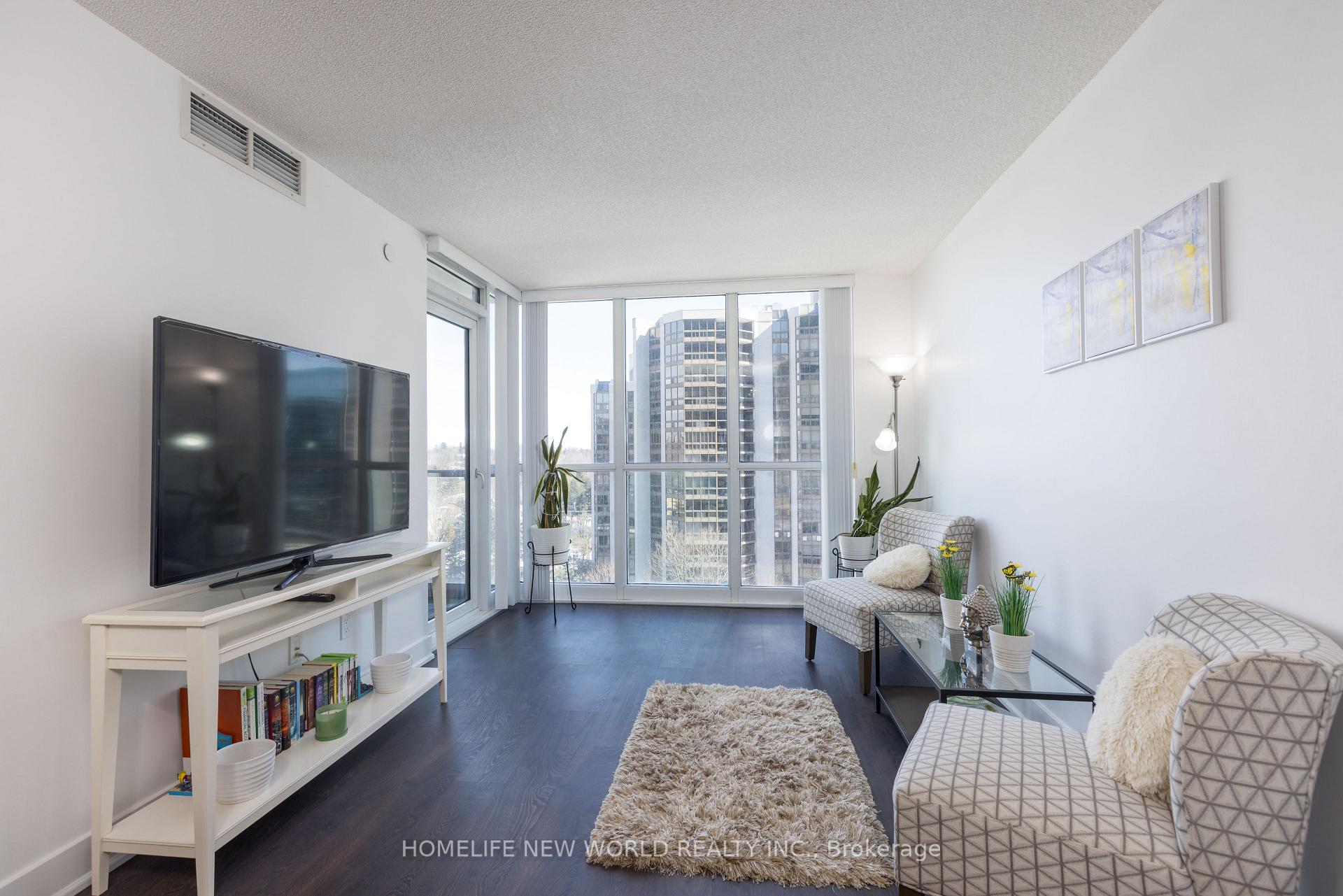 Photo 8 of Unit 801, 88 Sheppard Avenue E, North York, Willowdale East — HOMEH