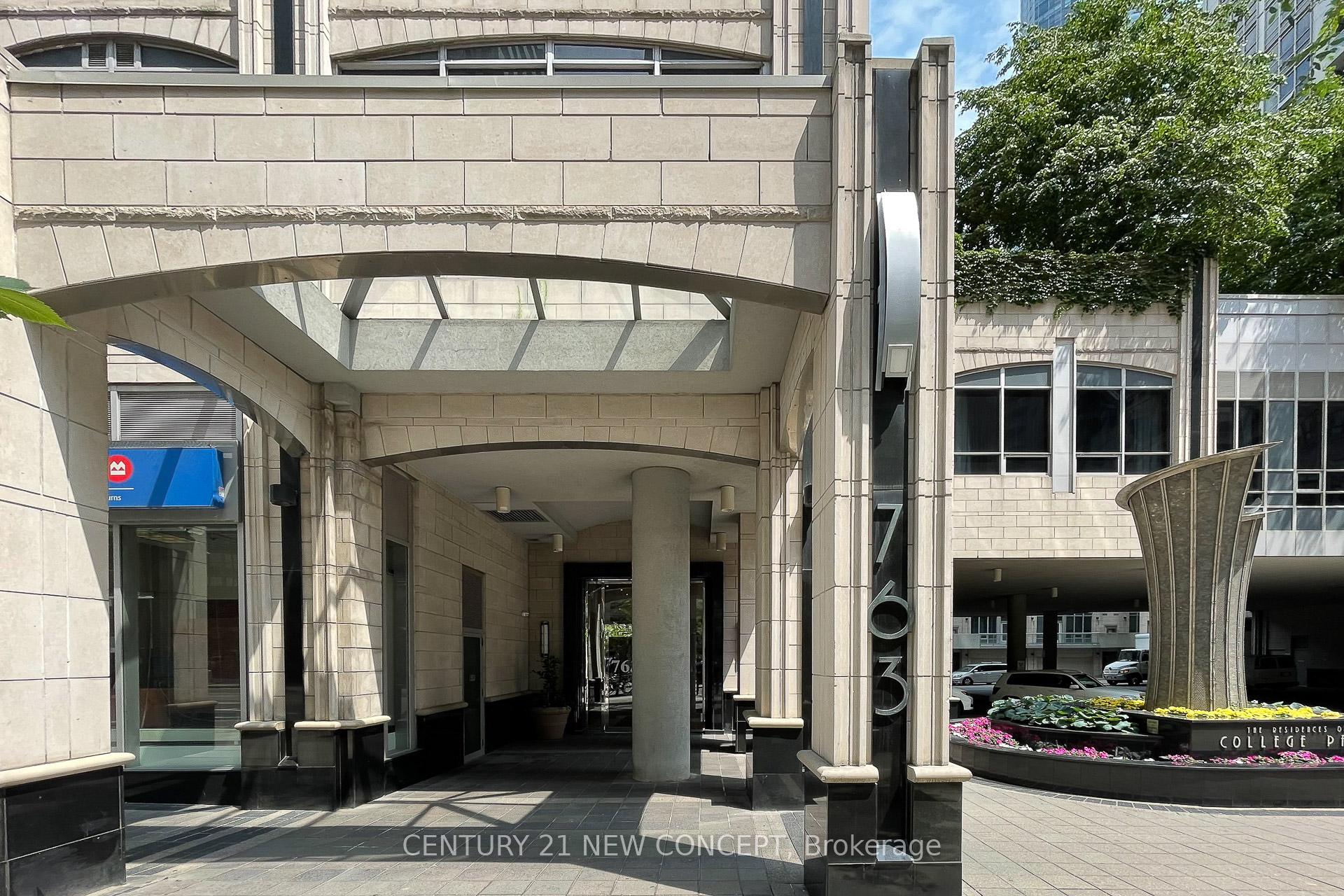 Photo 13 of Unit 404, 761 Bay Street, Toronto, Bay Street Corridor — HOMEH