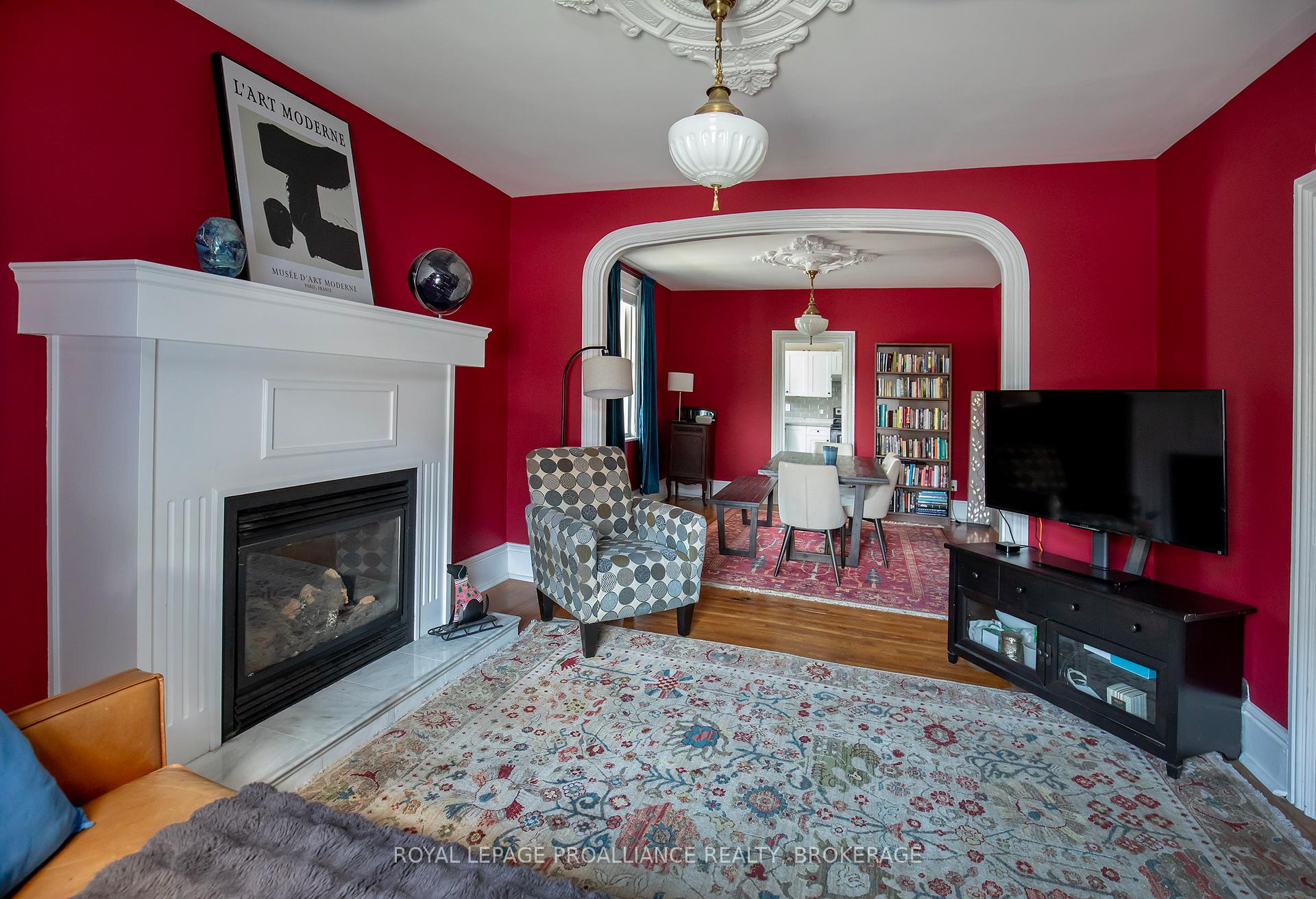 Photo 10 of 300 Sydenham Street, Kingston, East of Sir John A. Blvd — HOMEH