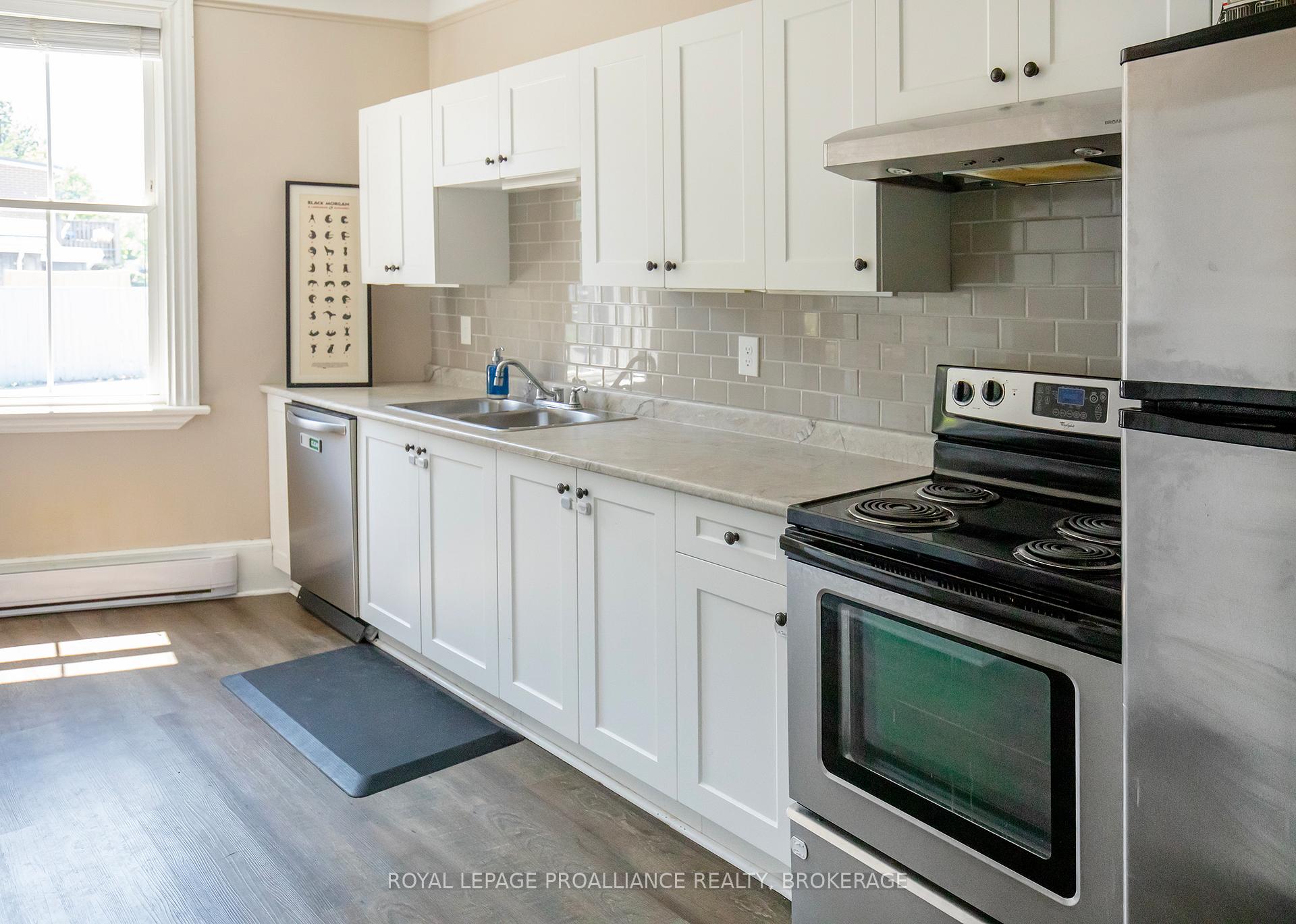 Photo 15 of 300 Sydenham Street, Kingston, East of Sir John A. Blvd — HOMEH